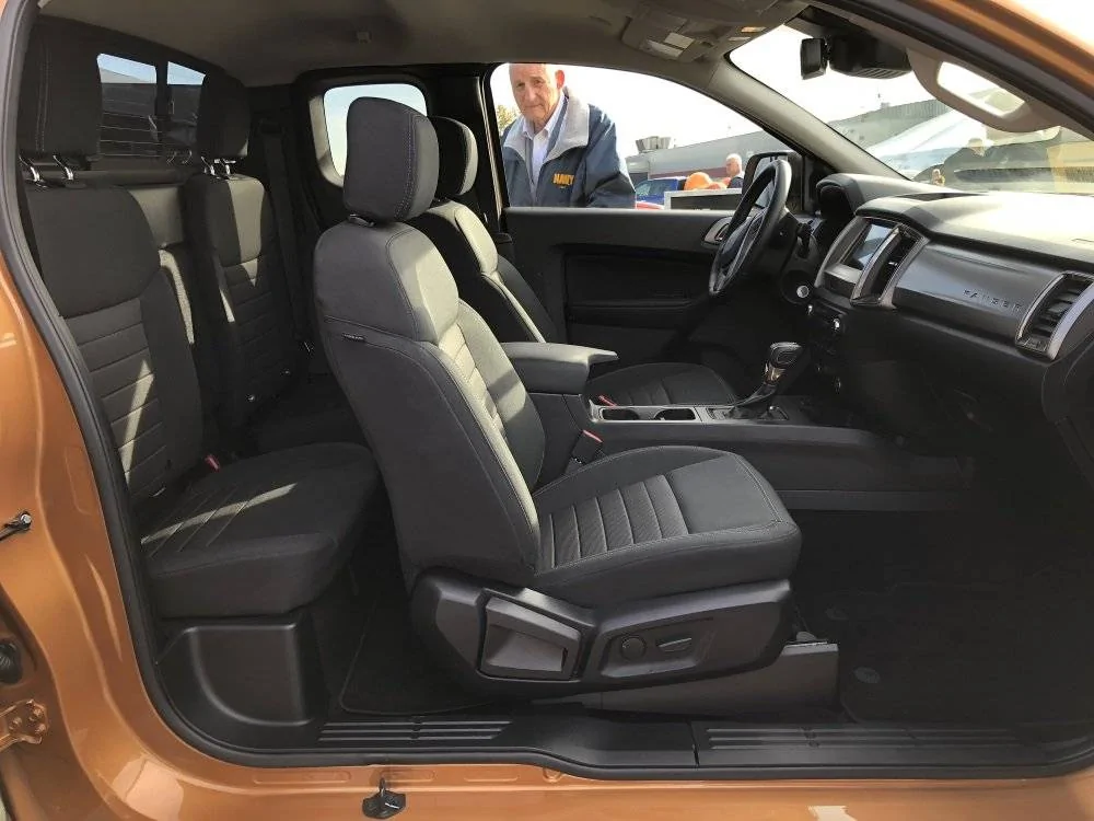 Ford Ranger Interior Pictures DqIBuv_X0AAStv5