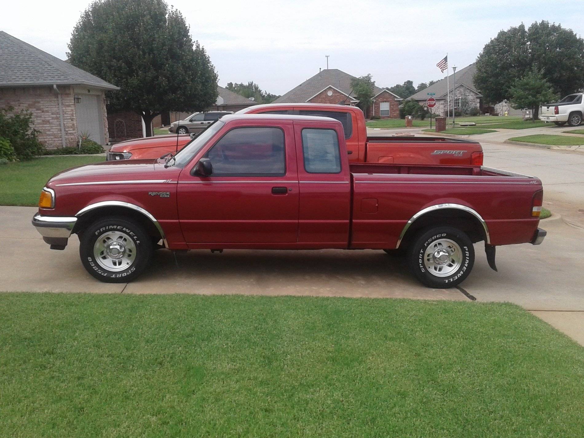 Ford Ranger Look at my Ranger parked next to stuff 20190622_165725