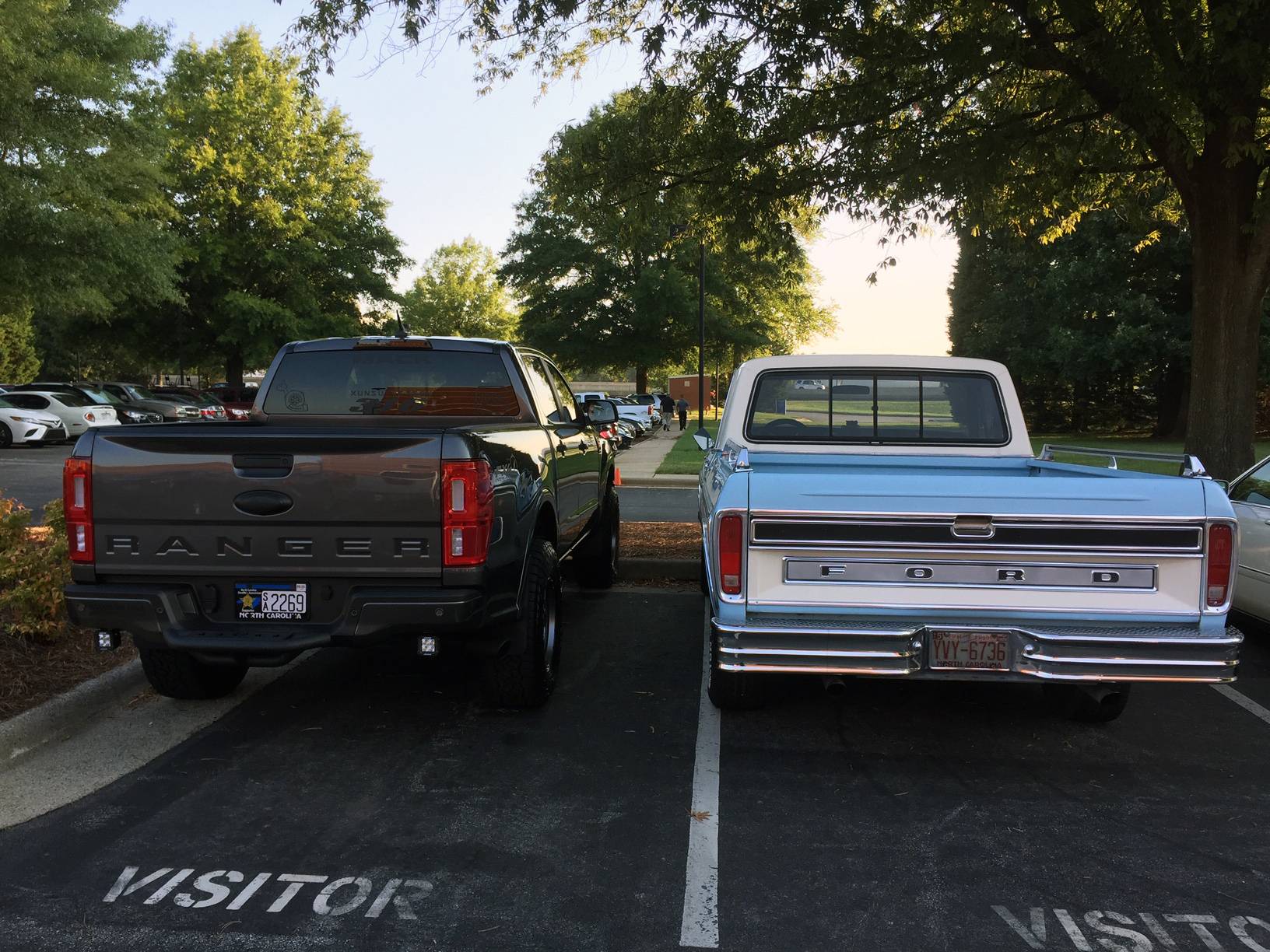 Ford Ranger Look at my Ranger parked next to stuff FPwgUD4
