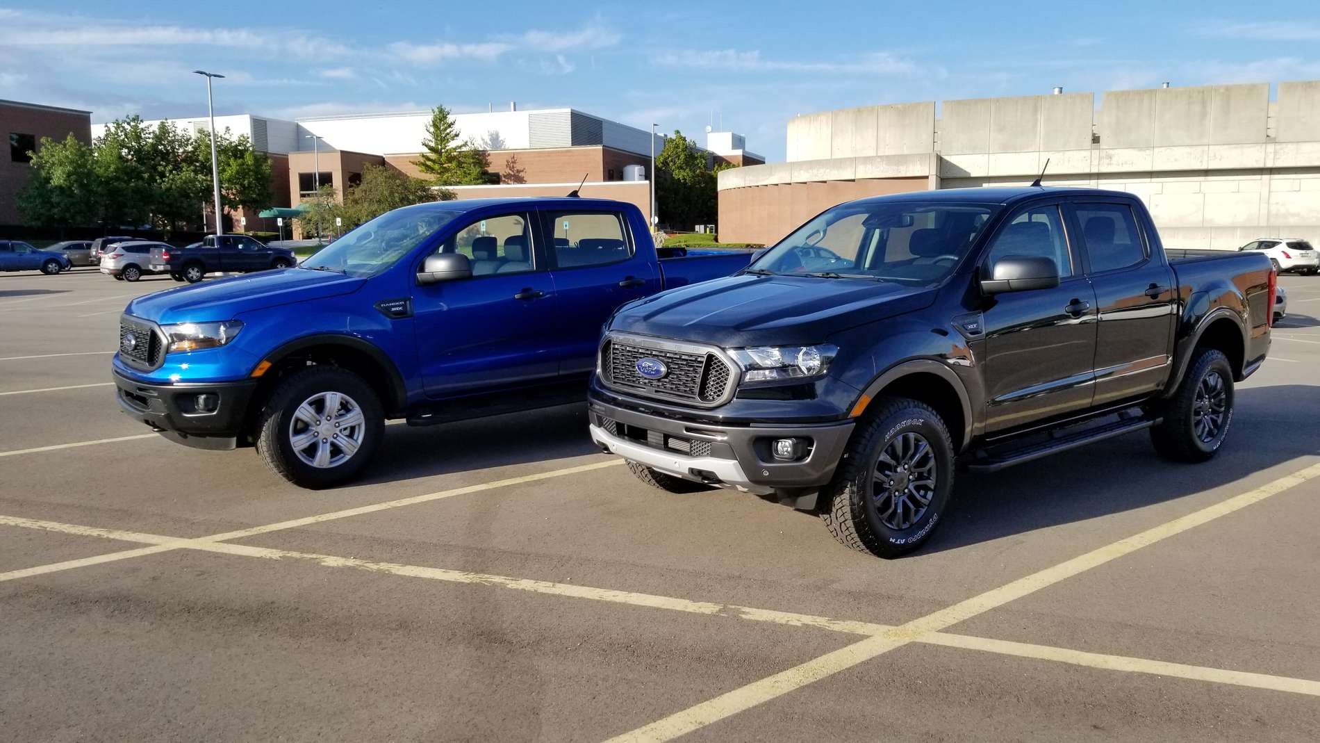 Ford Ranger Look at my Ranger parked next to stuff NnZ8rYXIYyuTLNsL4E4aTCMhSEpswiVUCRmSjDSVkYxWXDMTCfhbv3yUpAA?width=4032&height=2268&cropmode=none