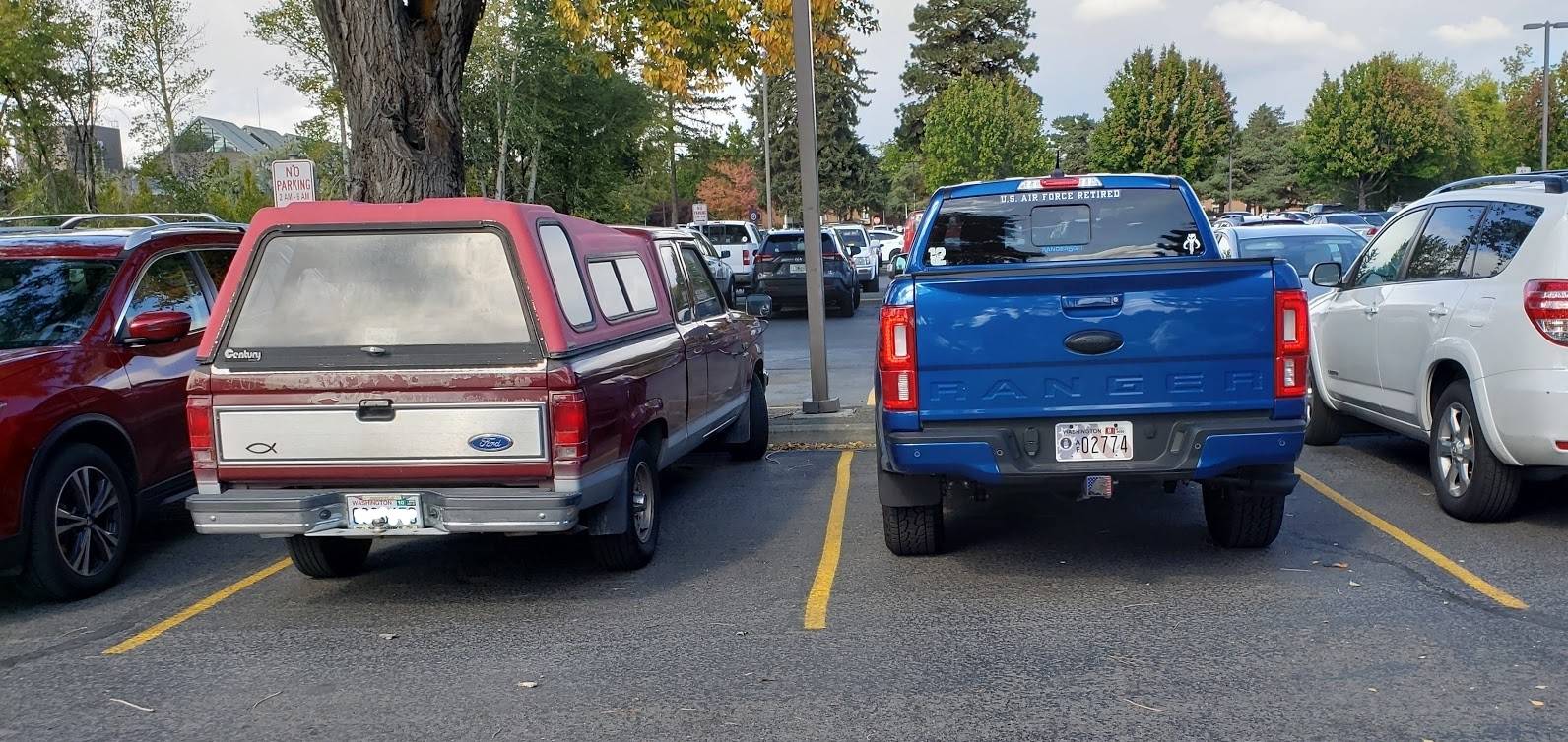 Ford Ranger Look at my Ranger parked next to stuff G1-G5