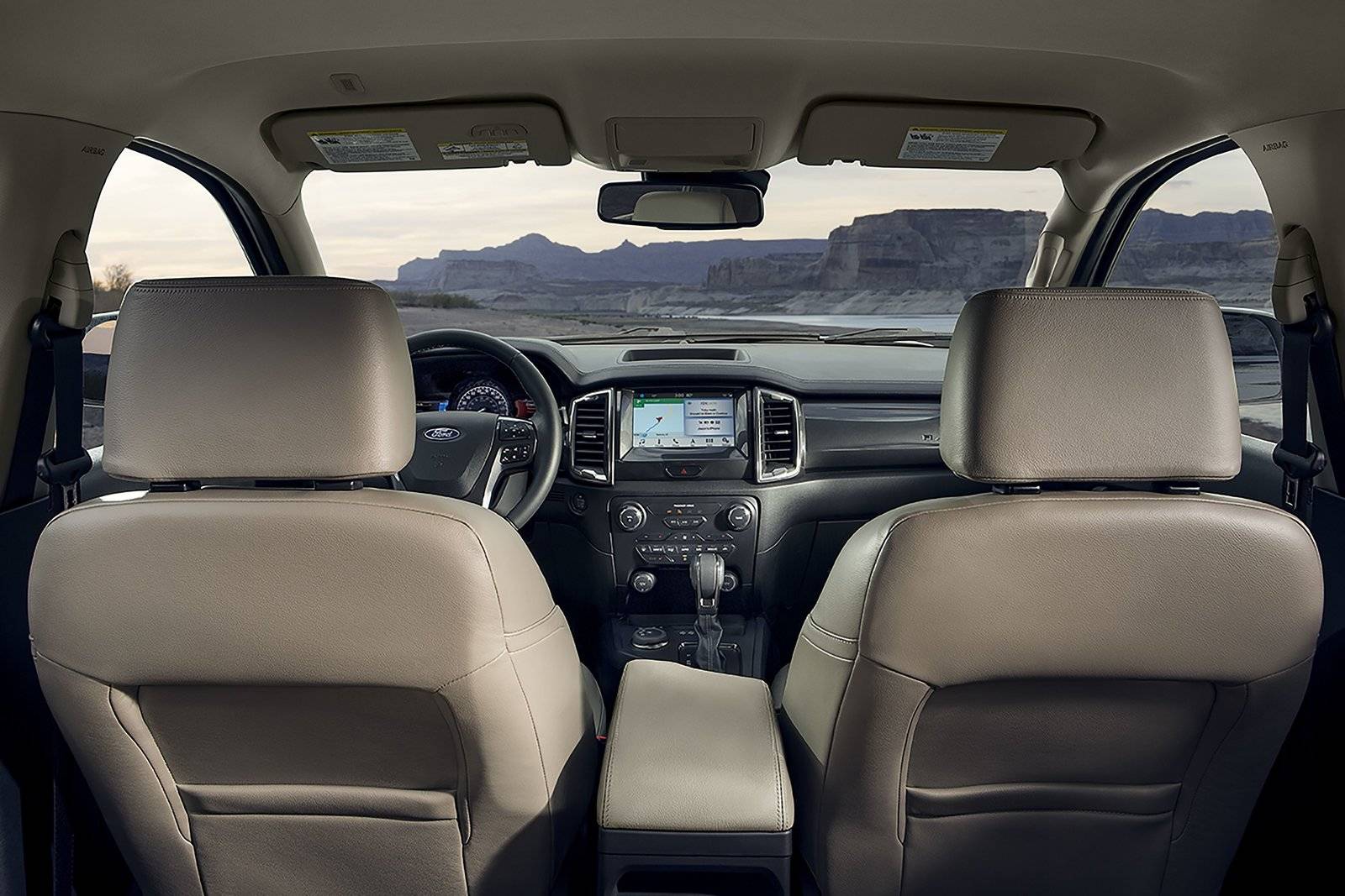 Ford Ranger Interior Pictures 19_FRD_RGR_44500.tif