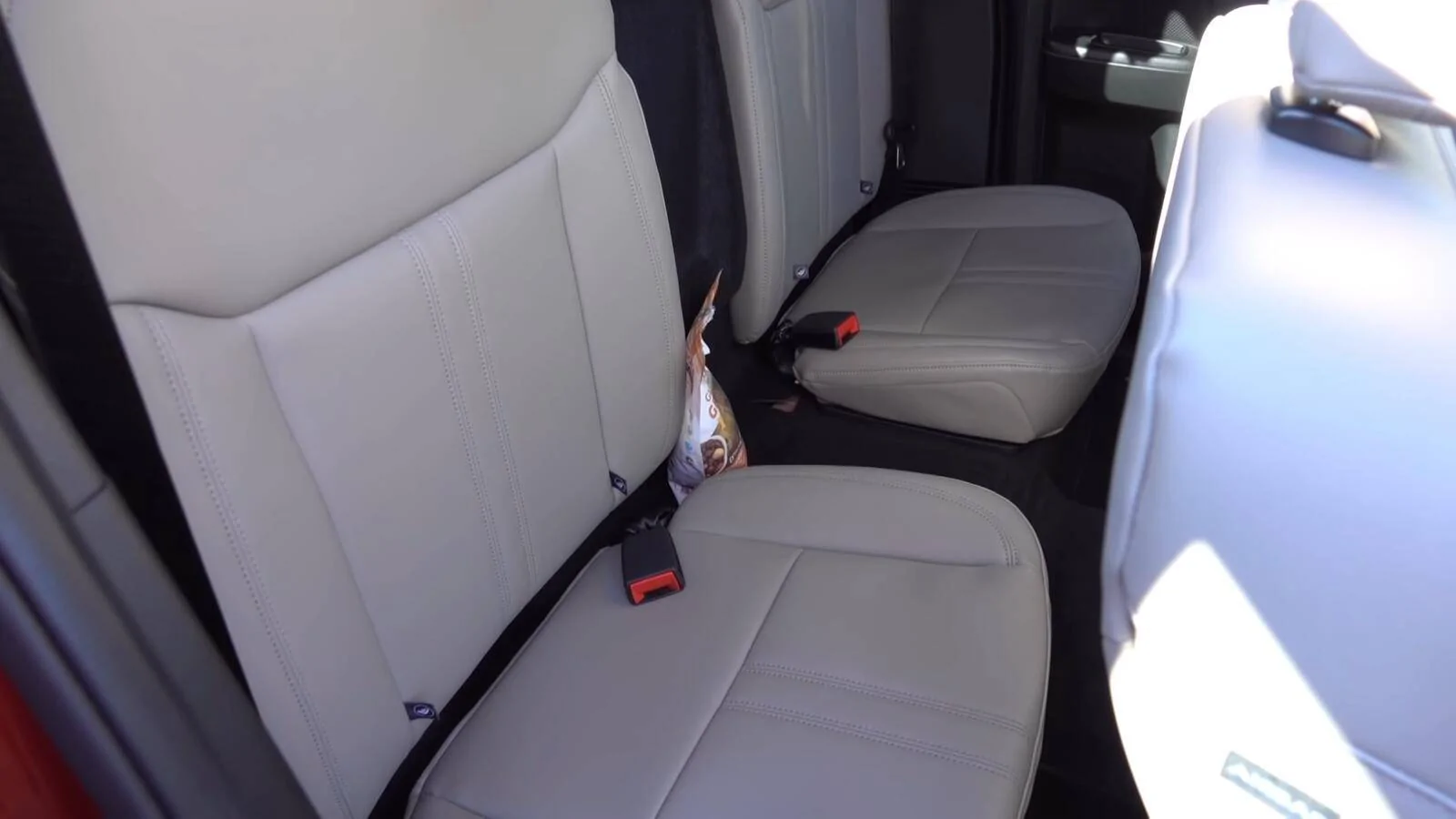 Ford Ranger Lariat Medium Stone Leather Interior Driven- 2019 Ford Ranger Lariat SuperCrew 4X4 4-14 screenshot