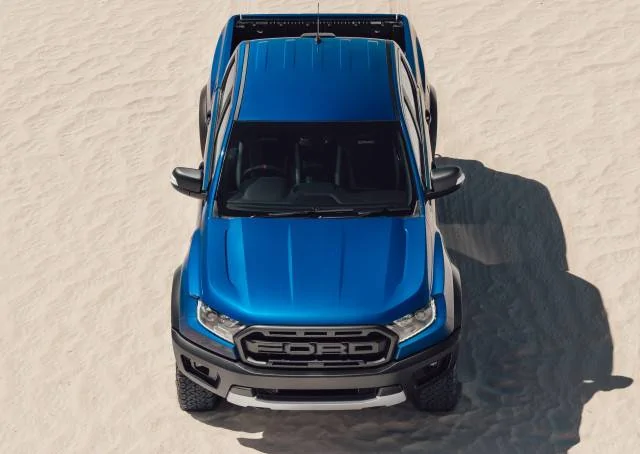 Ford Ranger Photos of Rangers Around the World 2019-ford-ranger-raptor_100642928_m