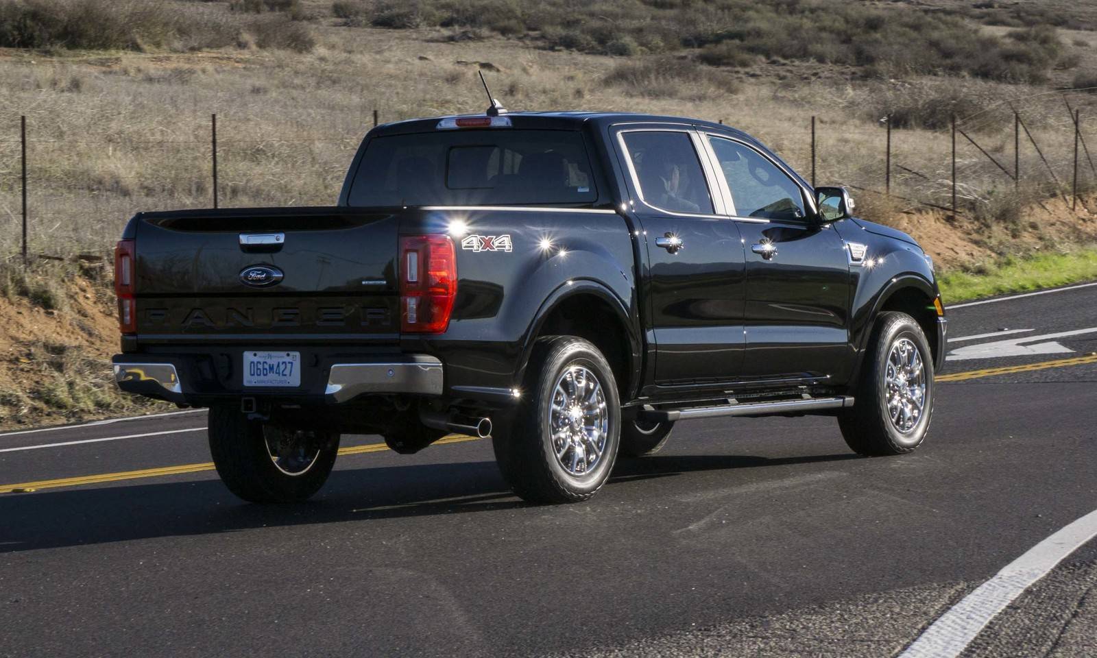 Ford Ranger SHADOW BLACK Ranger Club Thread 2019-Ford-Ranger46