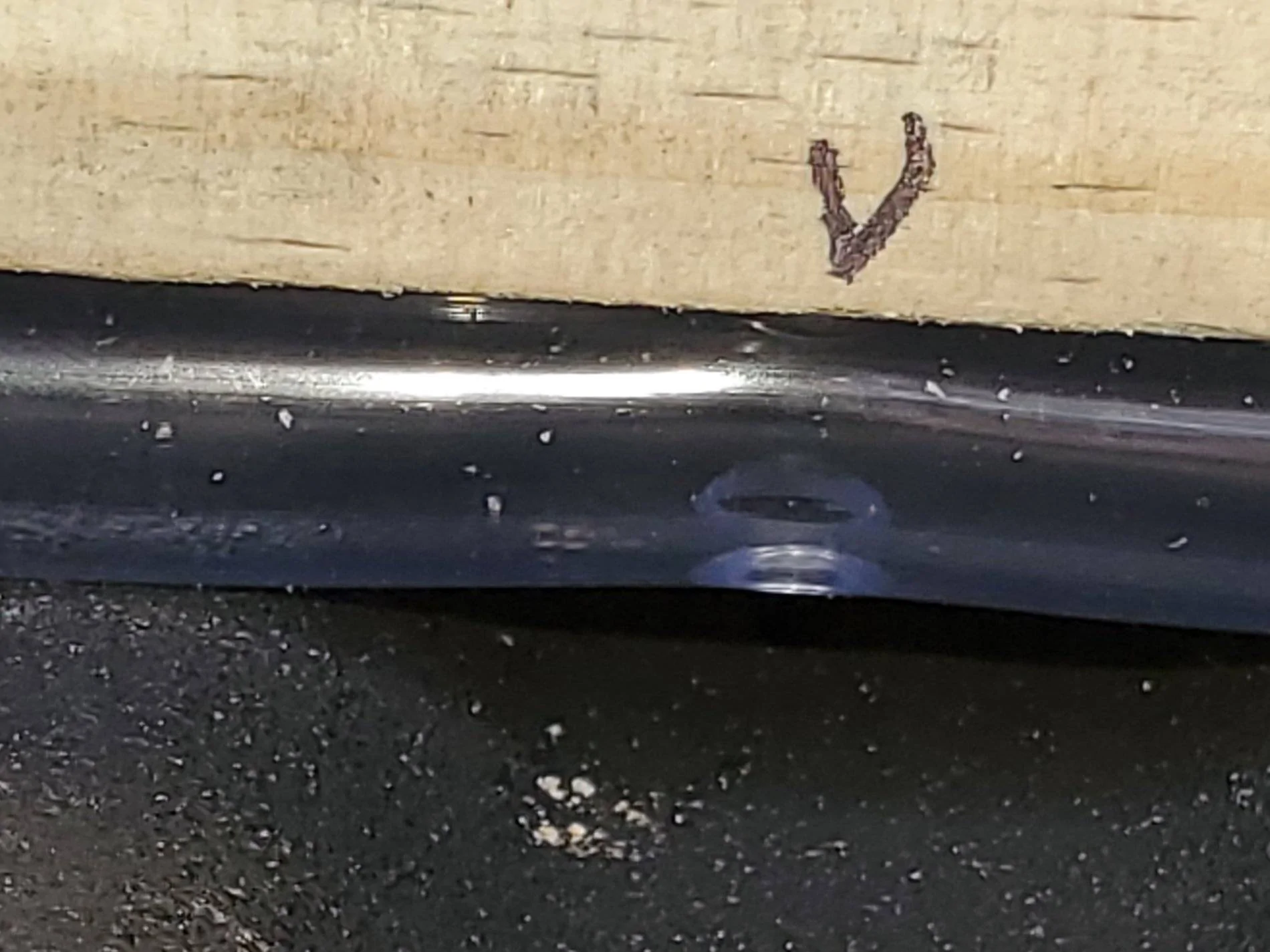 Ford Ranger Cross-bed divider Marked & screw in valley