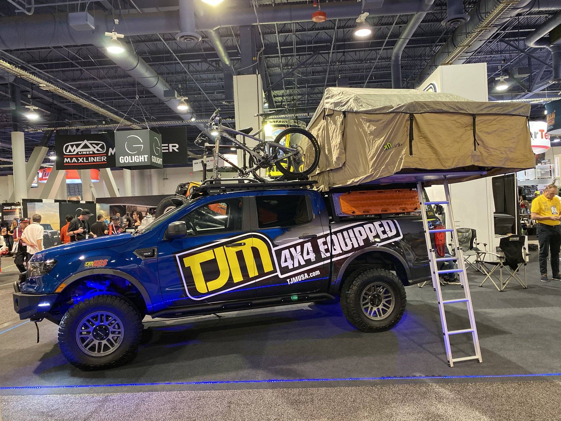 Ford Ranger SEMA 2019 2A827477-BBF6-44D1-A91E-BEA4111033BF