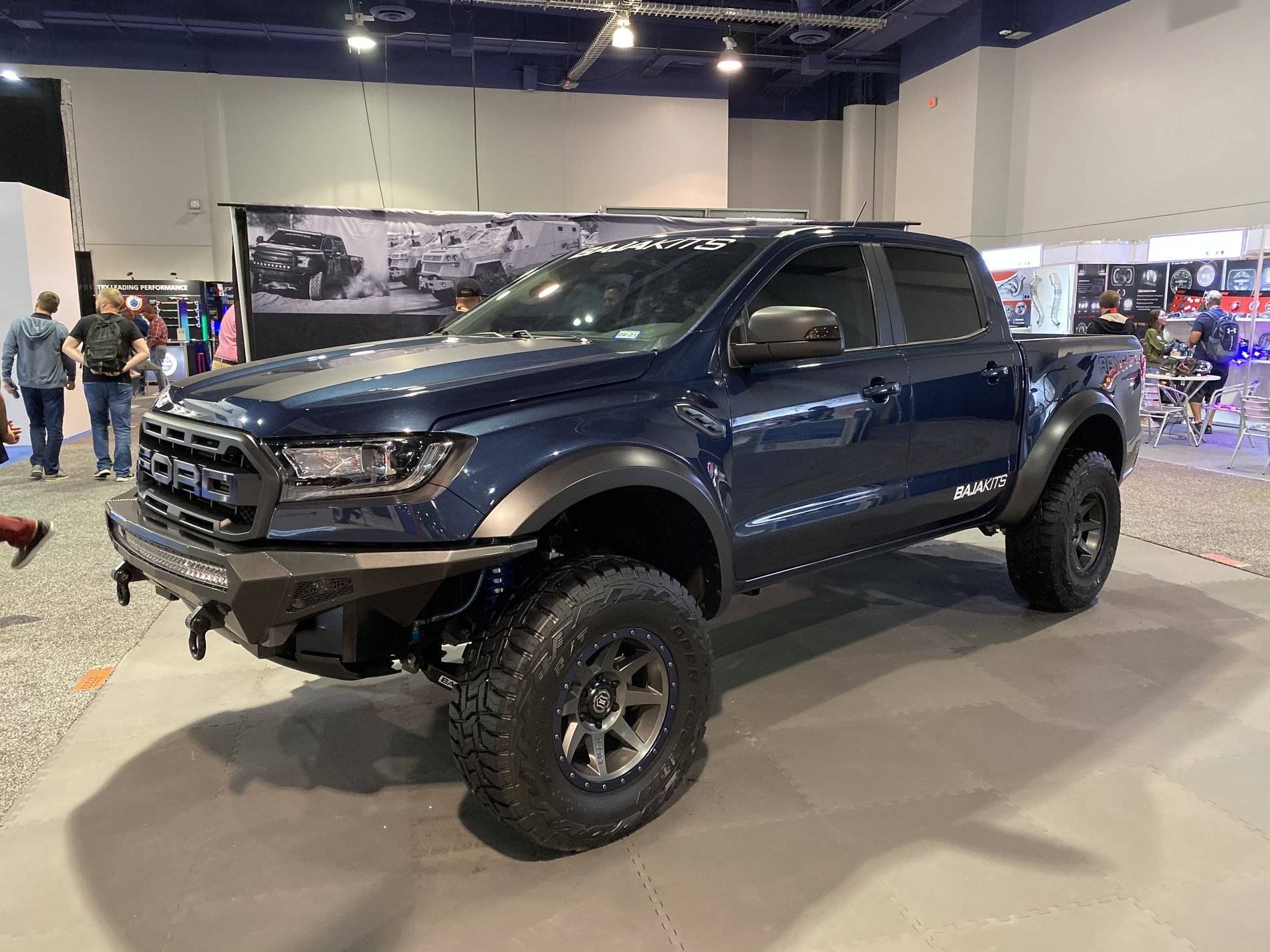 Ford Ranger SEMA 2019 02E87C71-3C39-4FF4-84D5-3BA6EDF7FE4E