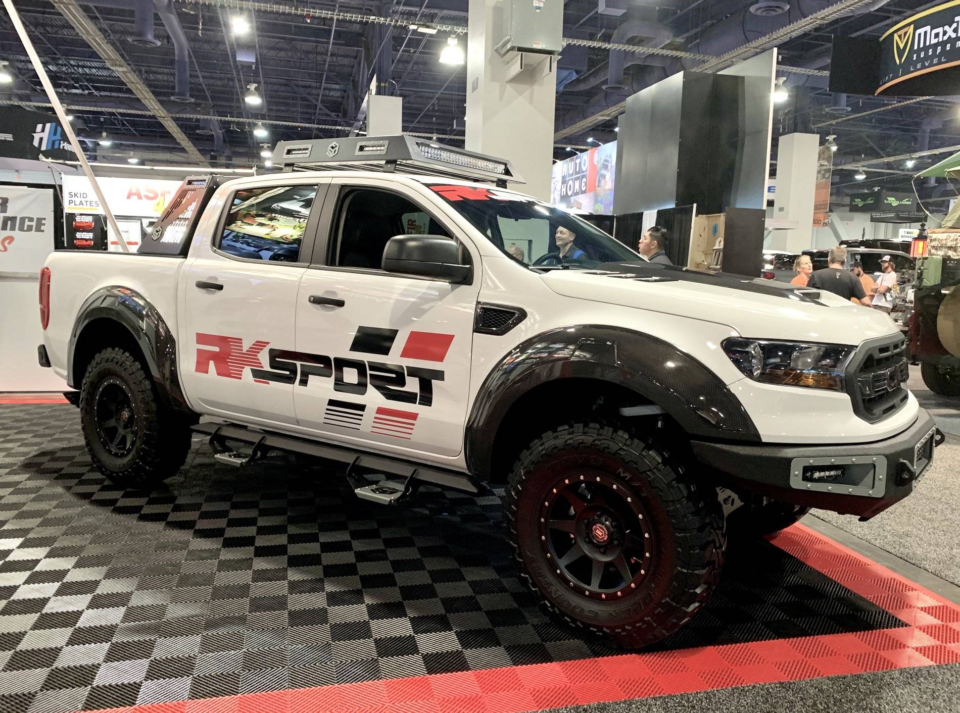 Ford Ranger SEMA 2019 7ED960D2-844F-4D2F-B002-4C57ED67B5F1
