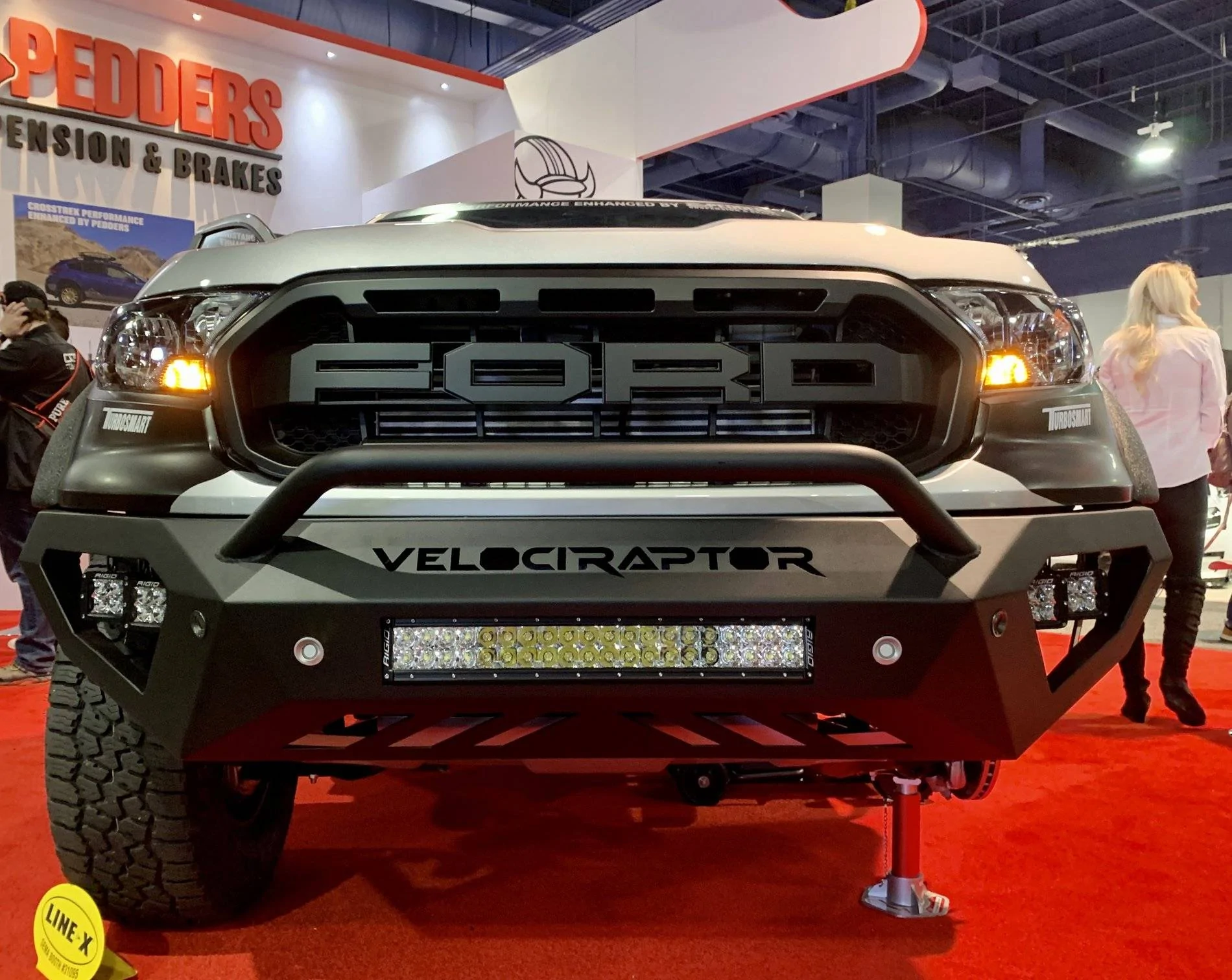 Ford Ranger SEMA 2019 354CFE76-B1FC-444D-88B3-92C634205AC9