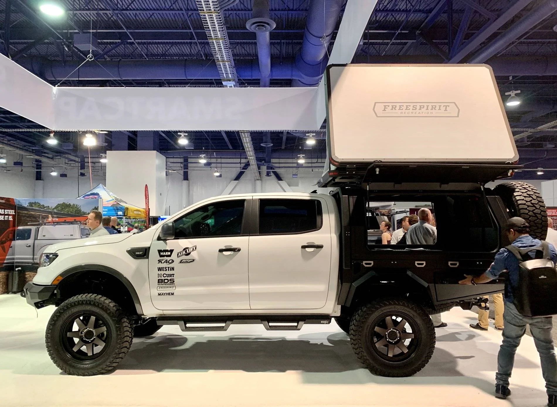 Ford Ranger SEMA 2019 1D663690-5BA7-4C29-9FC3-11611D585527