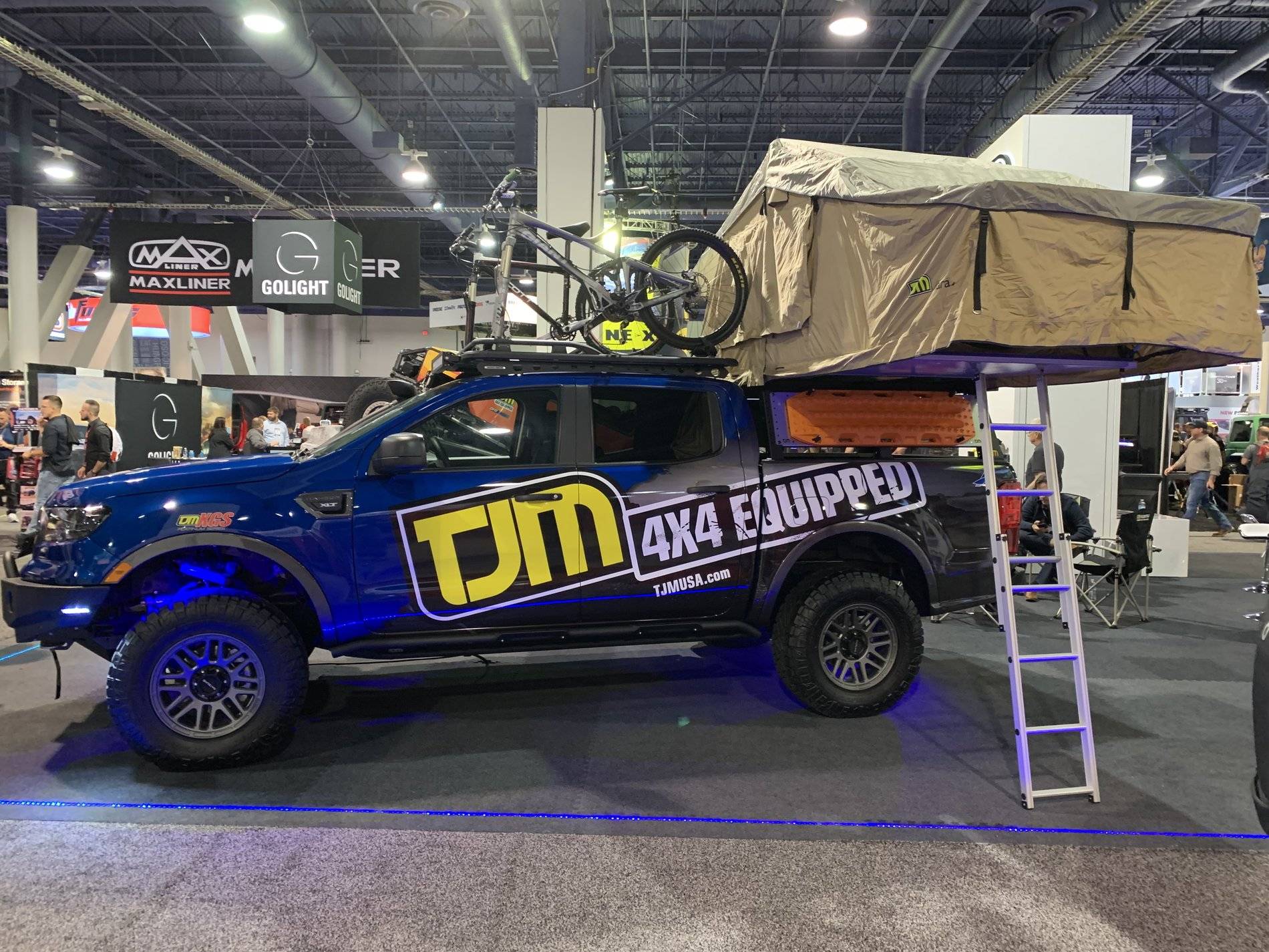 Ford Ranger SEMA 2019 527375EA-33B5-412E-A7B7-690DC89FB9BA
