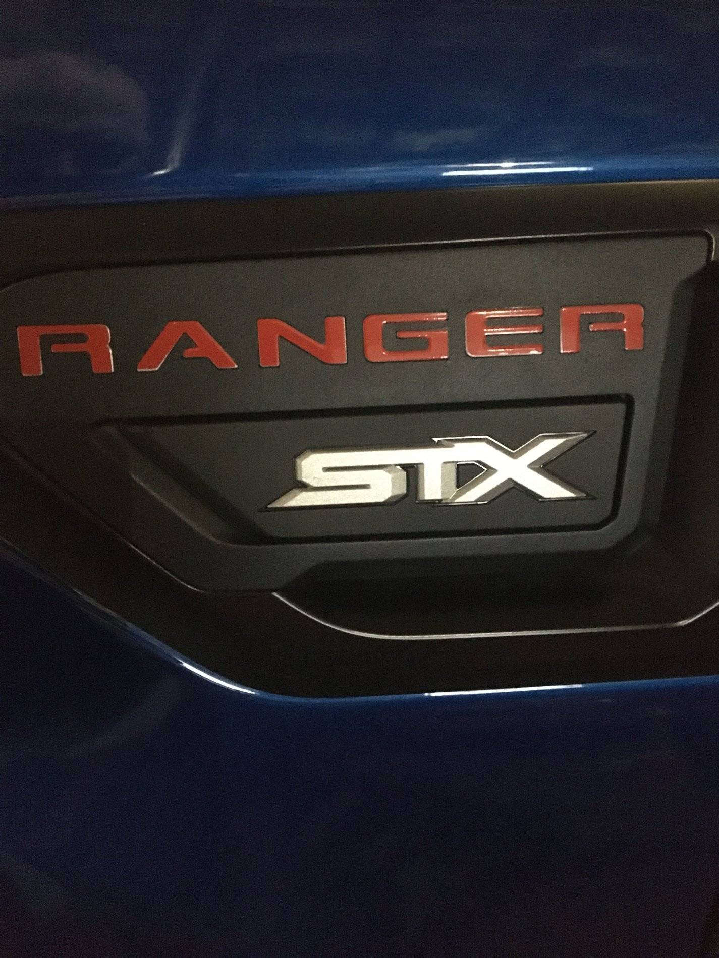 Ford Ranger Red Tailgate Lettering on Lightning Blue IMG_1004.JPG