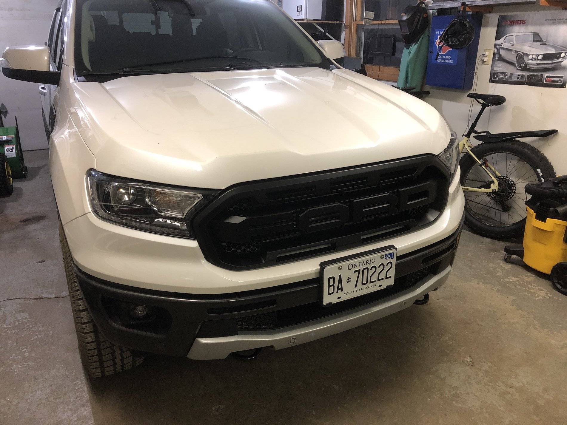 Ford Ranger FULLSCALE’s White Platinum Lariat FX4 9C0618DC-0460-489D-B025-1BE676BBCEA3
