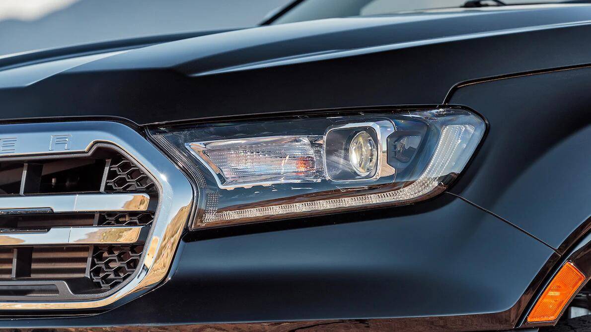 Ford Ranger SHADOW BLACK Ranger Club Thread 2019-Ford-Ranger-Lariat-4x4-Ecoboost-headlight