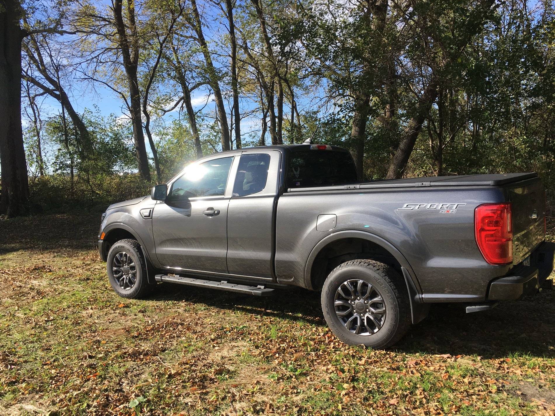 Ford Ranger Magnetic 7296327A-0C44-4EA8-9555-D9266D719588