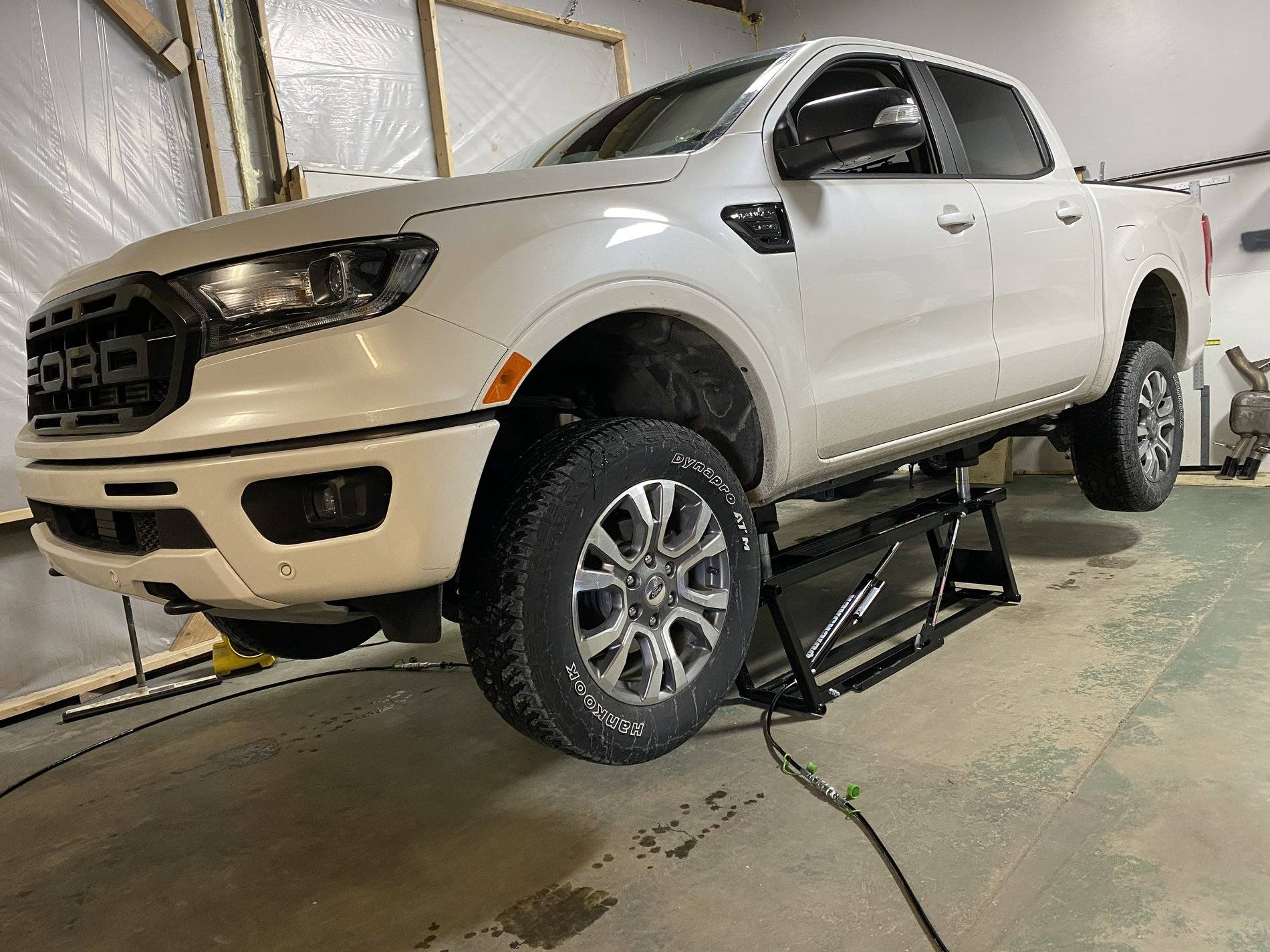 Ford Ranger Treimche's White Platinum Ranger 162BC9E0-3852-4612-B21B-721A720C7A54