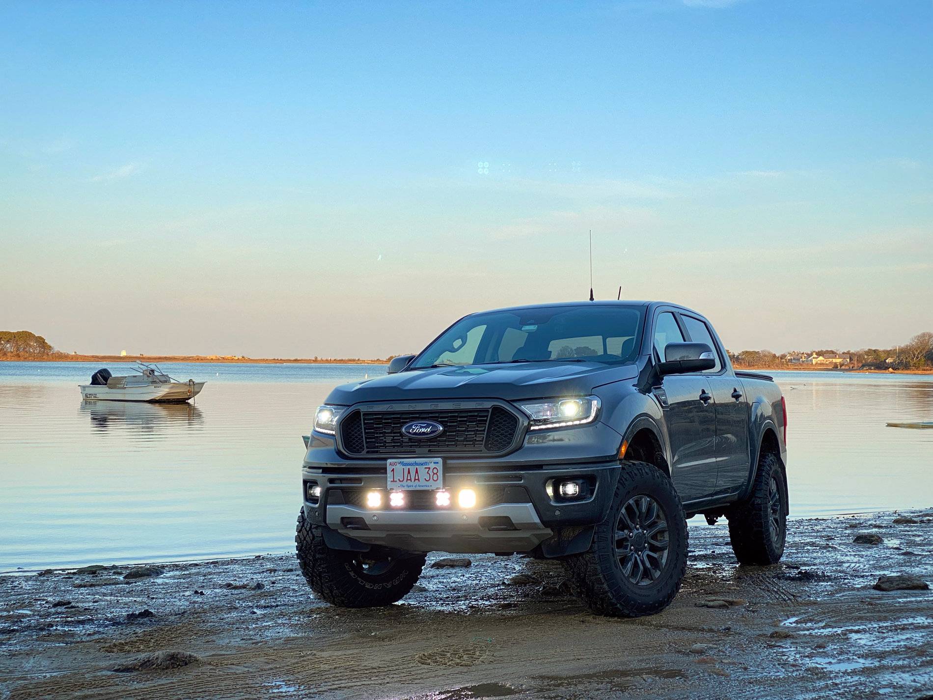 Ford Ranger Trey's Magnetic Lariat FX4 "Rainier" FC048DE2-281D-46E3-A516-1030D324716C.JPG