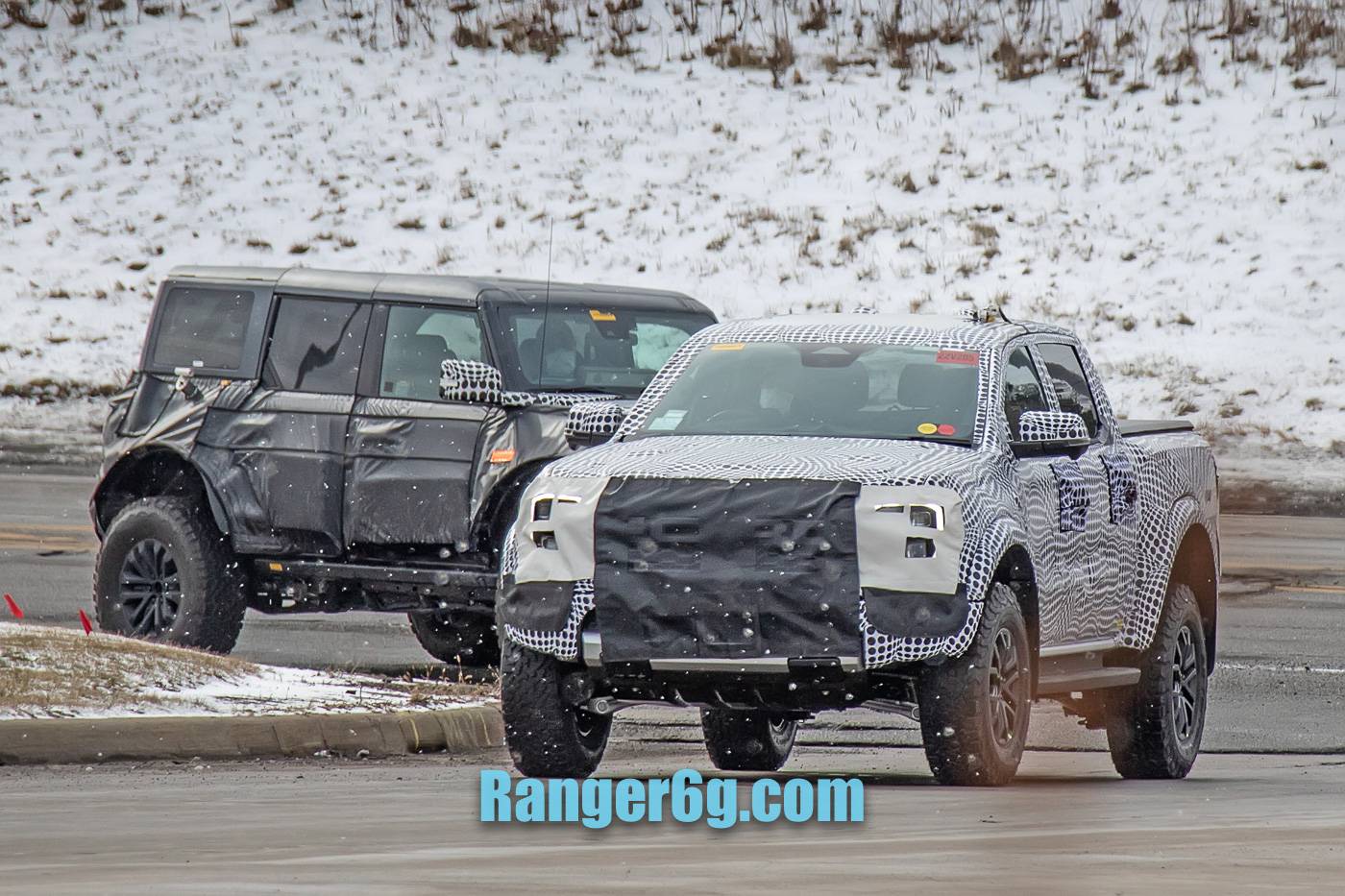 Ford Ranger 2023 Ranger Raptor Spied Testing With Bronco Warthog! 2023-ranger-raptor-testing-with-ford-bronco-warthog-7