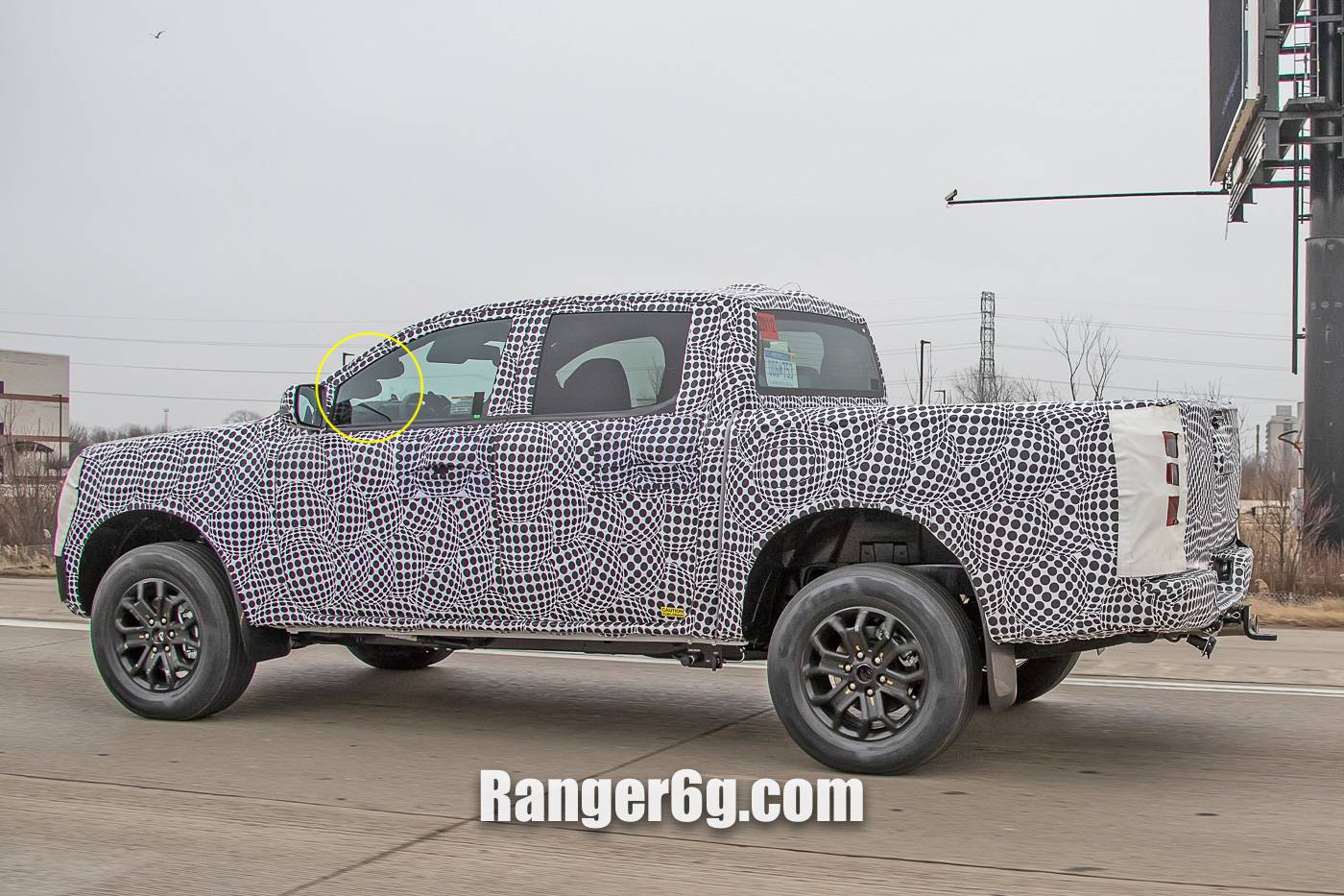 Ford Ranger First 2023 Ranger prototype spotted!! [UPDATED with more close-up photos] 2023-Ford-Ranger-Spied-2
