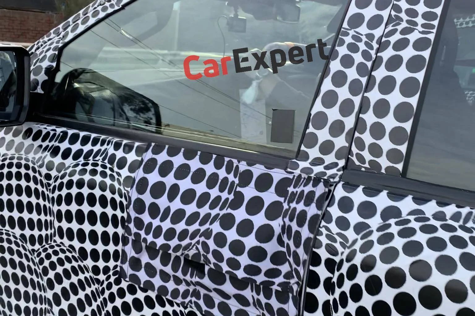 Ford Ranger Spied: 2023 Ford Ranger with 15.5" Touchscreen, Next Raptor Powered by 2.7L EcoBoost V6 ford-ranger-everest-spied-6