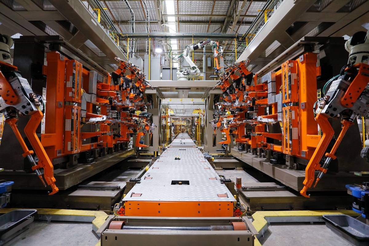 Ford Ranger Ford Invests $900M for Next-Gen Ranger Production in Thailand Ford-TH-Investment-05_Framer-Gate