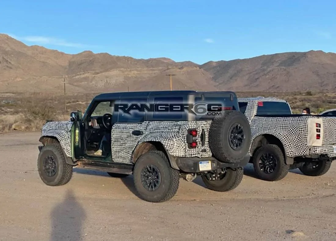 Ford Ranger Spotted: 2023 Ranger Raptor vs. Bronco Raptor first side-by-side look 2023 Ford Ranger Raptor & Bronco Raptor Prototypes 3