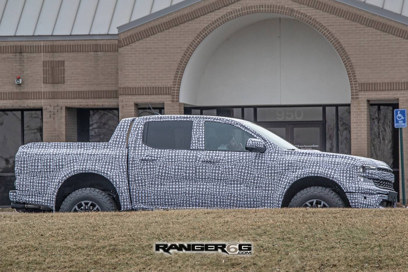 Ford Ranger ? Ranger Raptor Drops Camo To Show Muscular Body & Revised Front Fascia next-ranger-raptor-drops-heavy-camo-19
