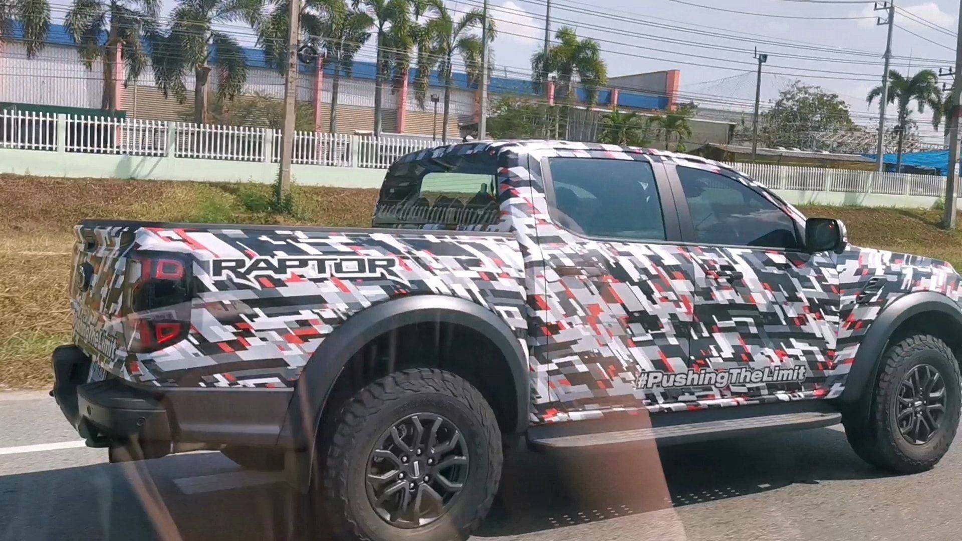 Ford Ranger Video: Next Ranger Raptor Spied Testing in Thailand 271823177_4684437321633358_7708361261468835671_n-1