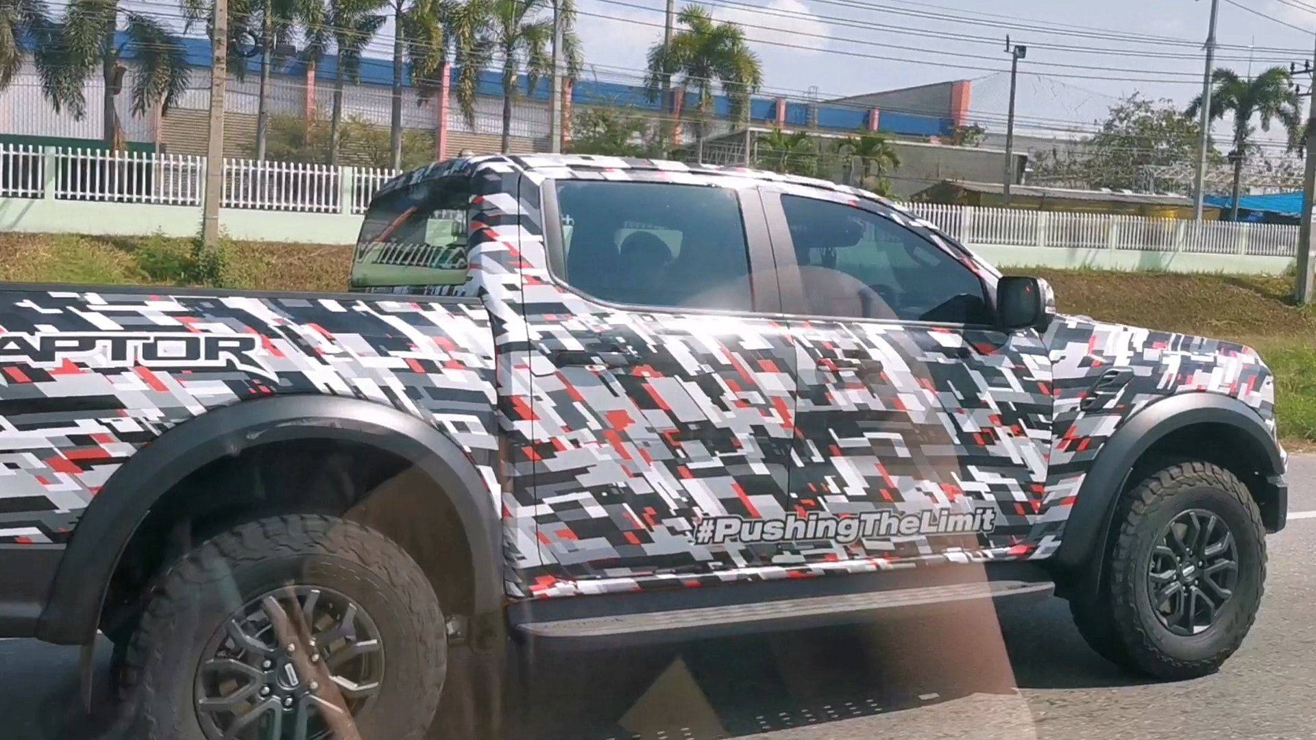 Ford Ranger Video: Next Ranger Raptor Spied Testing in Thailand 271989304_4684437741633316_2674815922059123705_n
