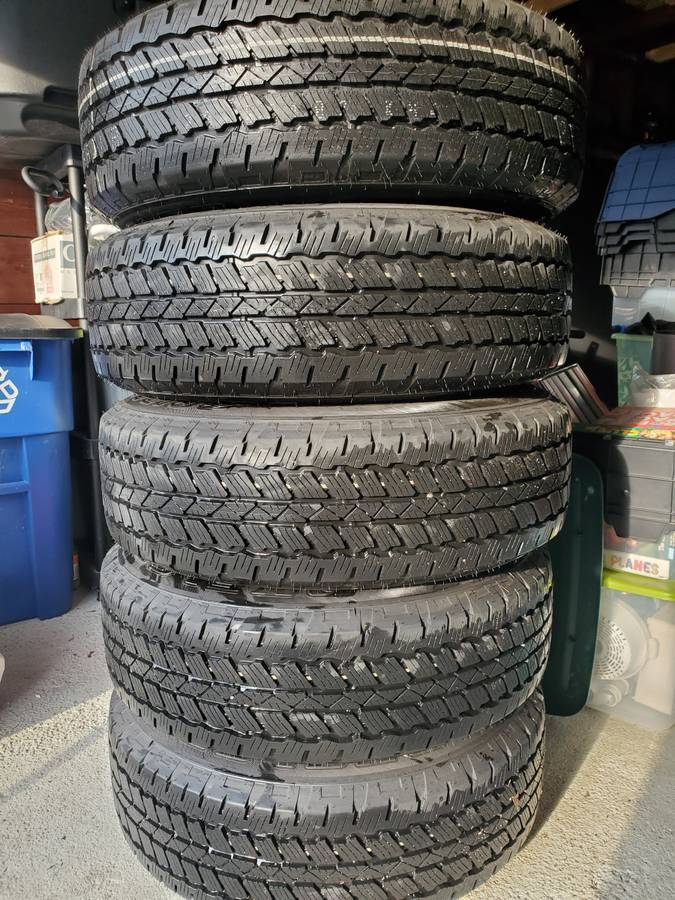 Ford Ranger 2021 / 2022 Full Size Ford Bronco Wheels, Tires, TPMS 00R0R_dt7LHBvXHT6z_0t20CI_1200x900