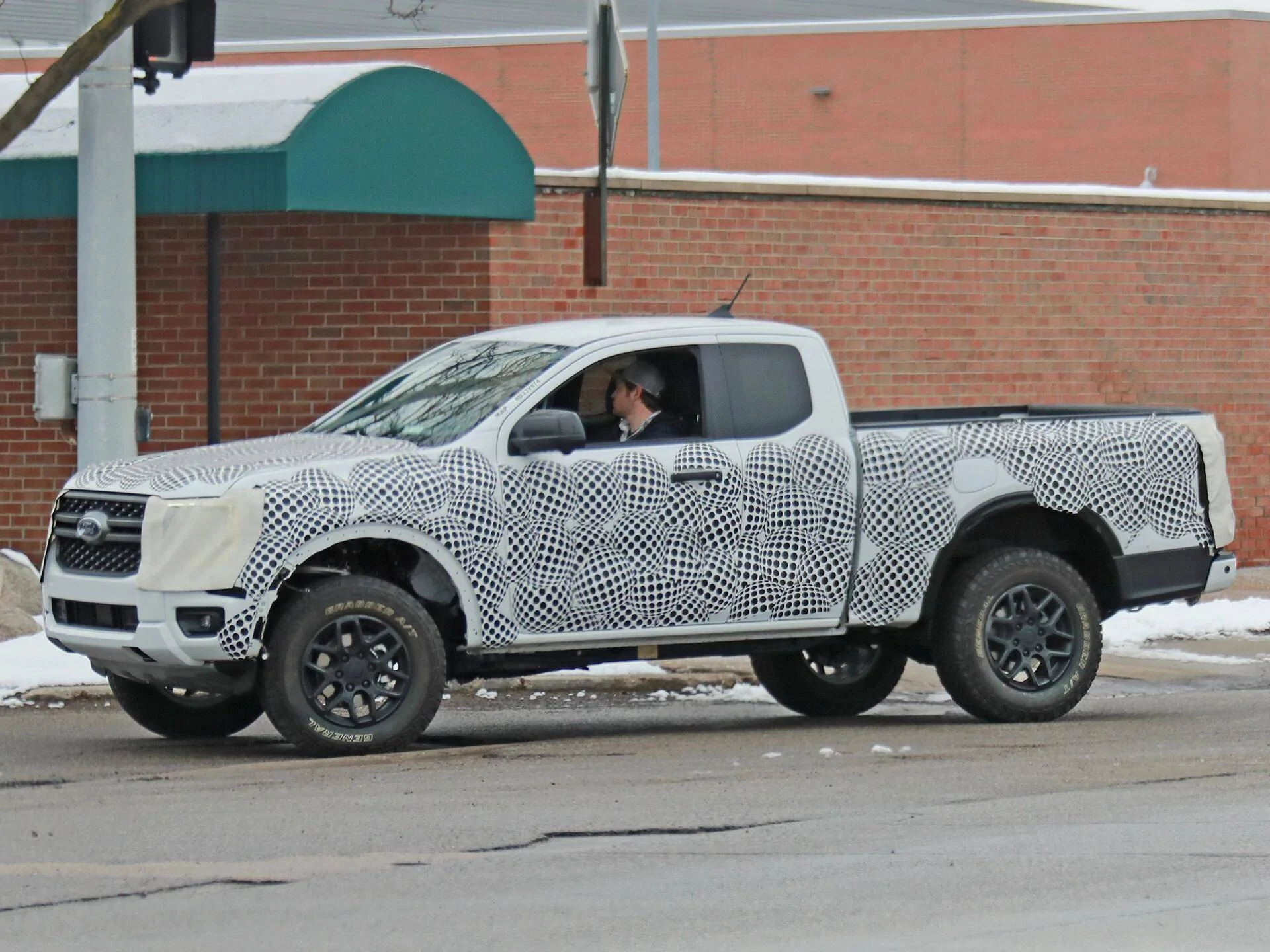 Ford Ranger Will the 2024 Ranger be crew cab only? 2024-ford-ranger-tremor-side-view-spy-photo copy