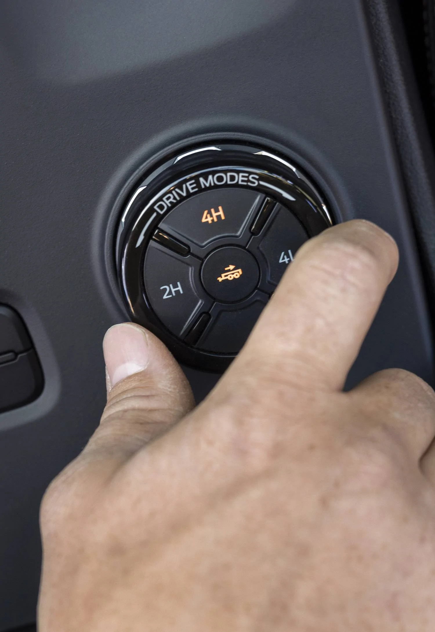 Ford Ranger All-New 2024 Ford Ranger Officially Debuts for North America! $34,160 Starting Price All-New Ford Ranger Lariat_14_Pro Trailer Back Up Assist