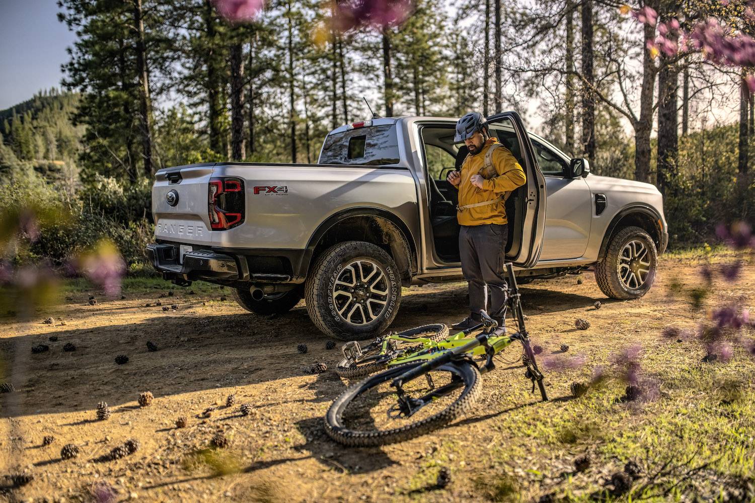 Ford Ranger All-New 2024 Ford Ranger Officially Debuts for North America! $34,160 Starting Price All-New Ford Ranger Lariat_21