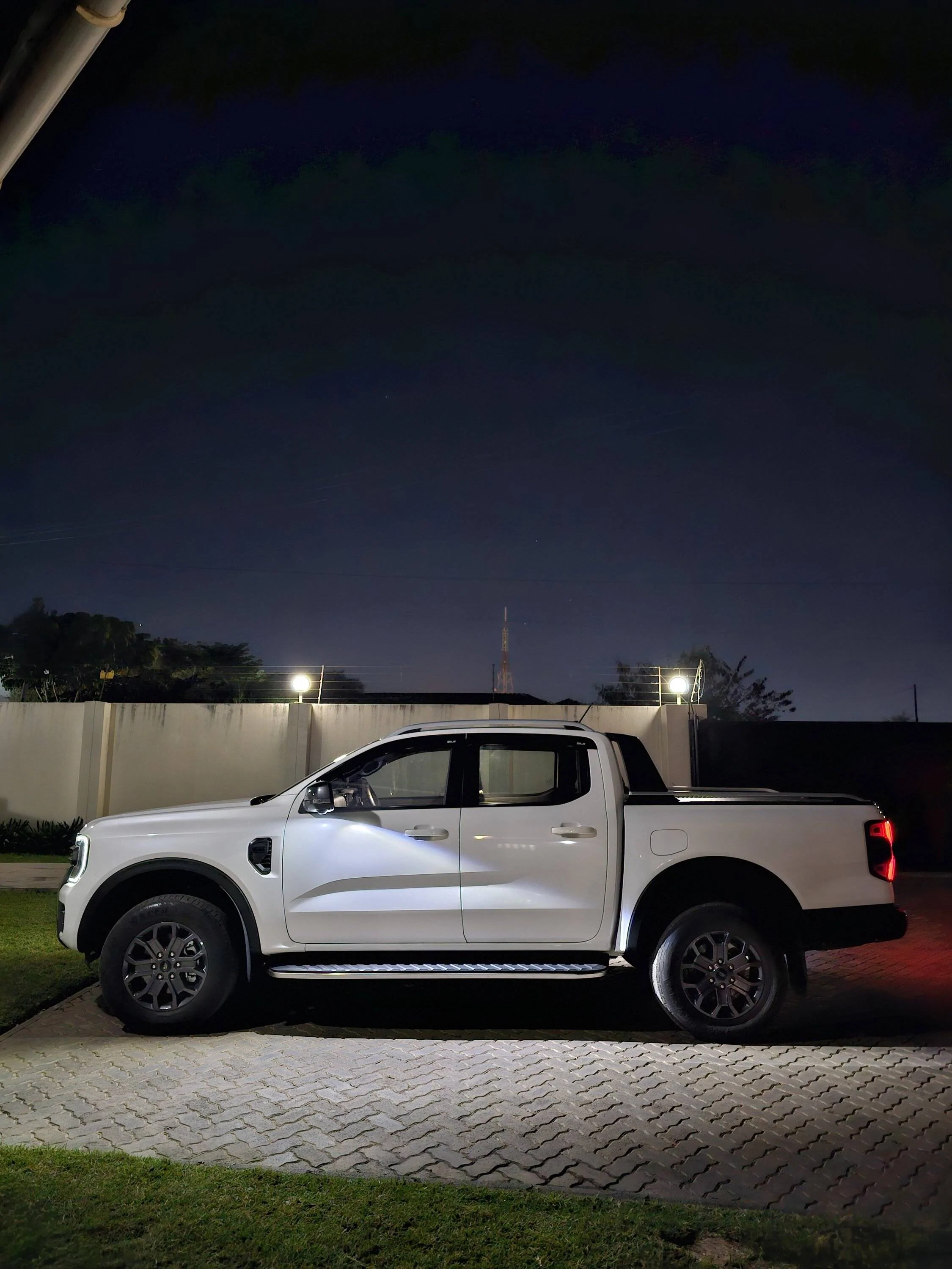 Ford Ranger Ambient Light Sensor & FordPass Activation 20230525_204525