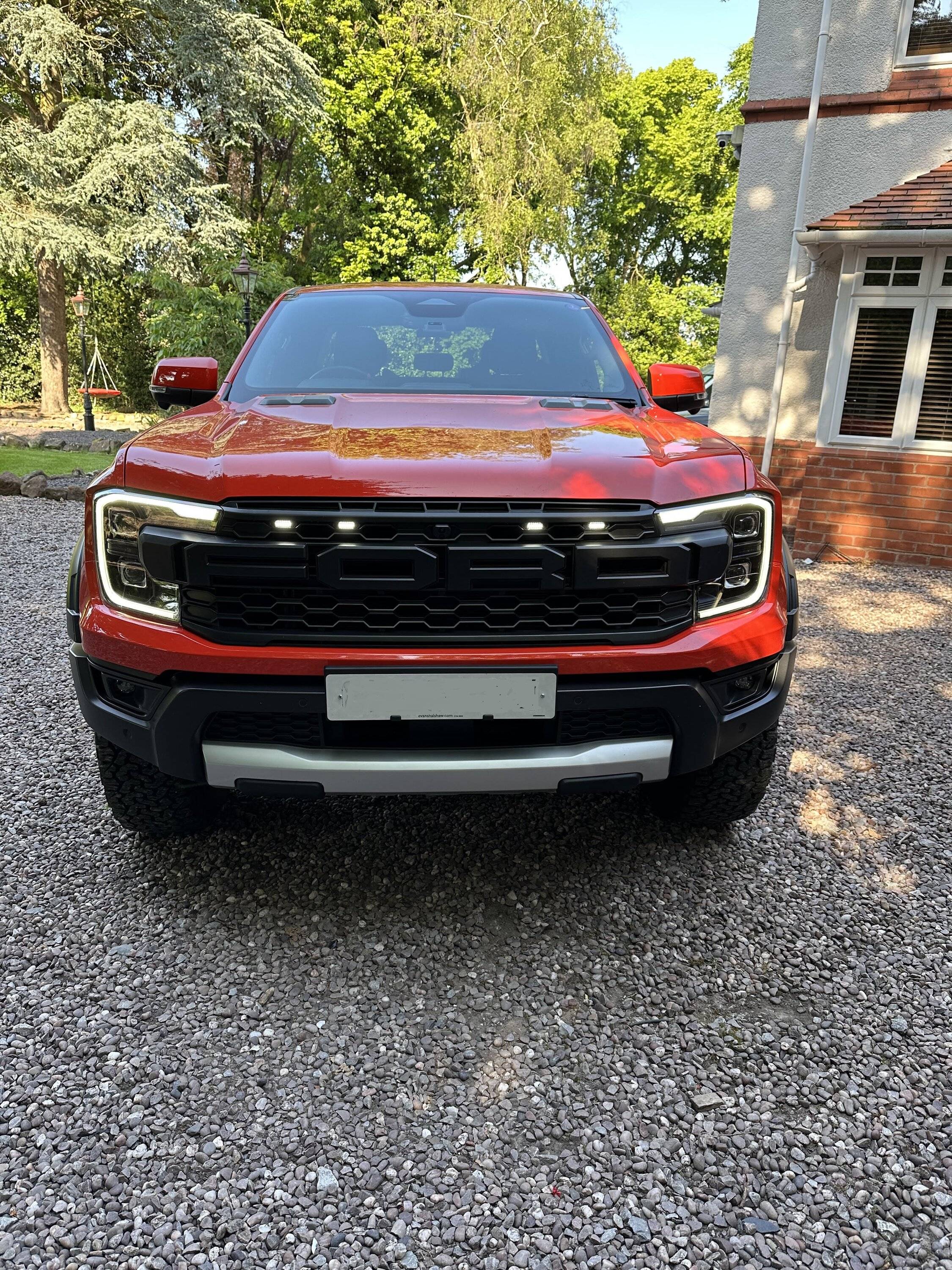 Ford Ranger Emergency flashers rear and front unnamed (3)
