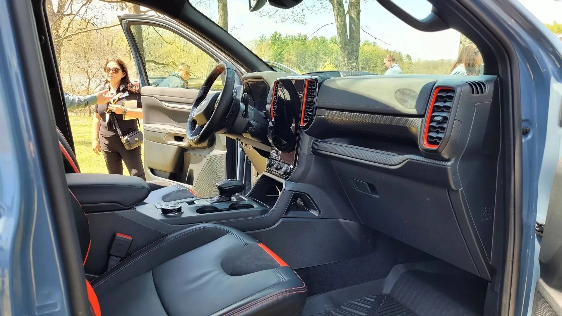 Ford Ranger Azure Gray Metallic Ranger Raptor vs. F-150 Raptor comparison photos 2024-Ford-Ranger-Raptor-CarScoops-224