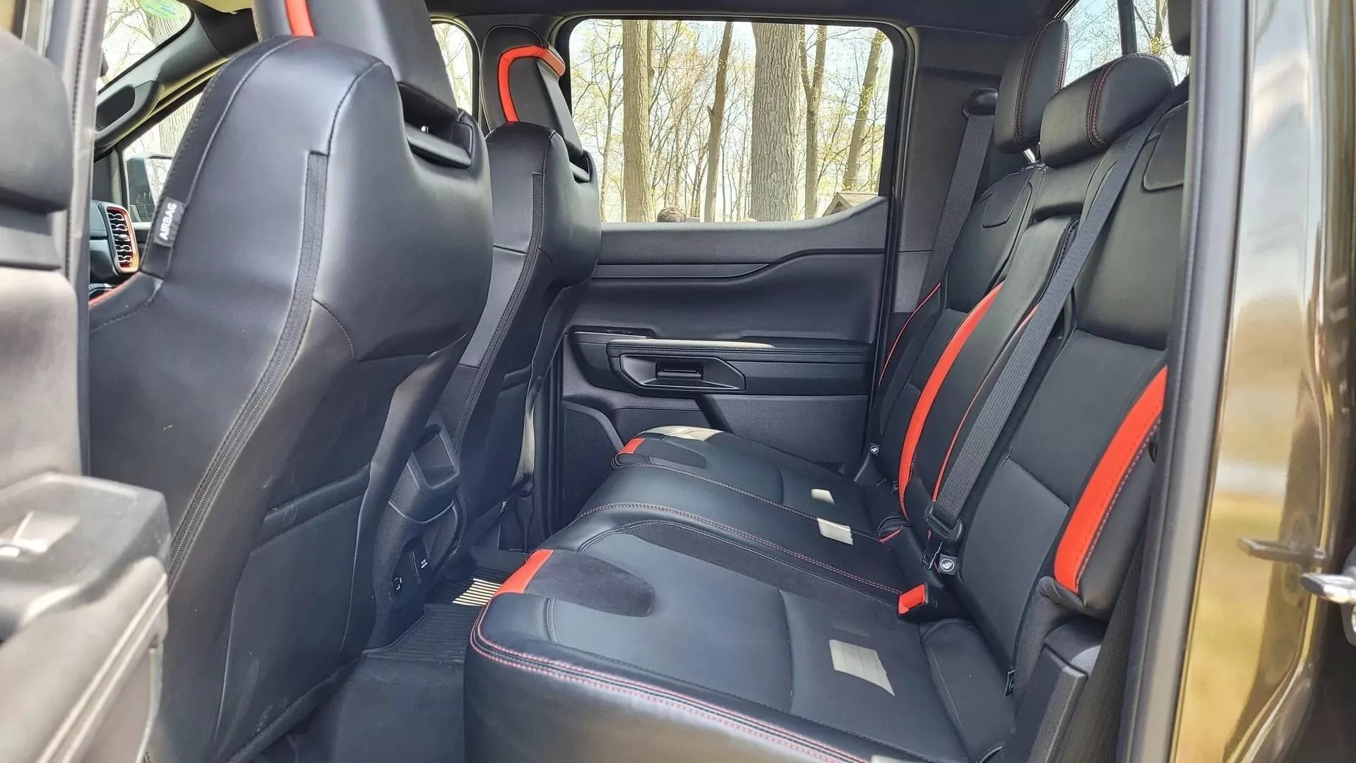 Ford Ranger Azure Gray Metallic Ranger Raptor vs. F-150 Raptor comparison photos 2024-Ford-Ranger-Raptor-CarScoops-208