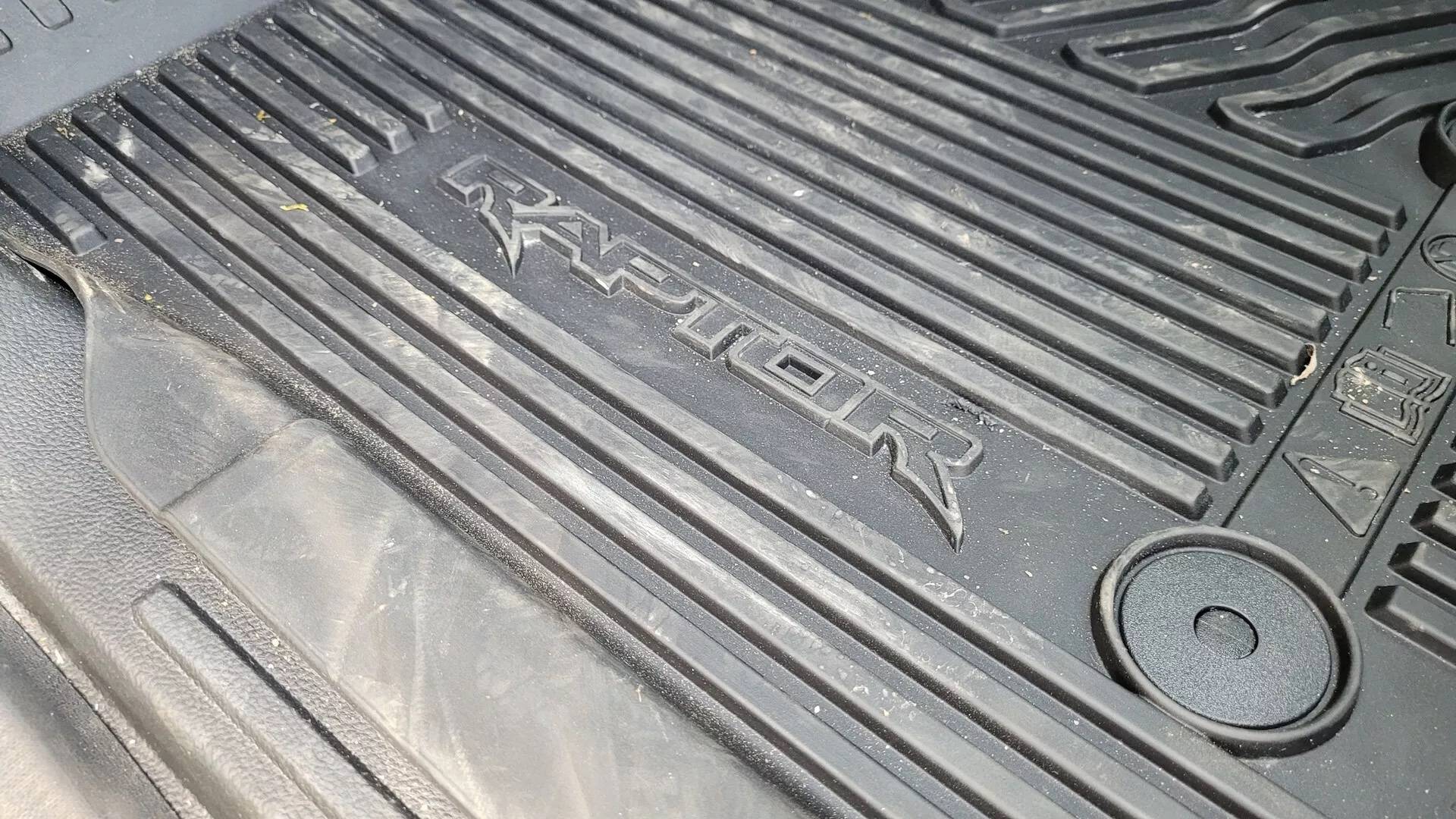 Ford Ranger Azure Gray Metallic Ranger Raptor vs. F-150 Raptor comparison photos 2024-Ford-Ranger-Raptor-CarScoops-211