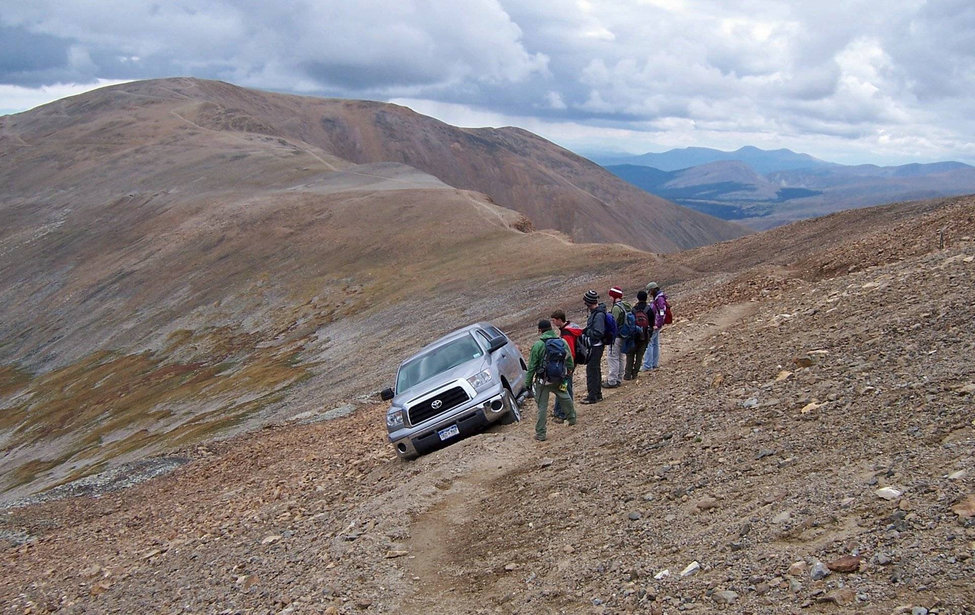 Ford Ranger New Canyon AT4 stuck in Rocky Mountains jpeg-image-163845087-