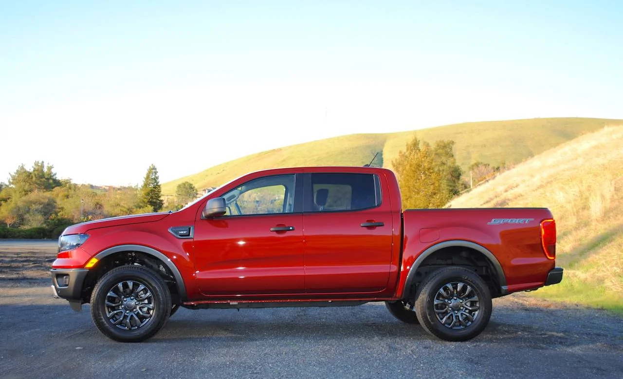 Ford Ranger HOT PEPPER RED Ranger Club Thread 2019-Ford-Ranger-XLT-review-photos-AutoNation-003