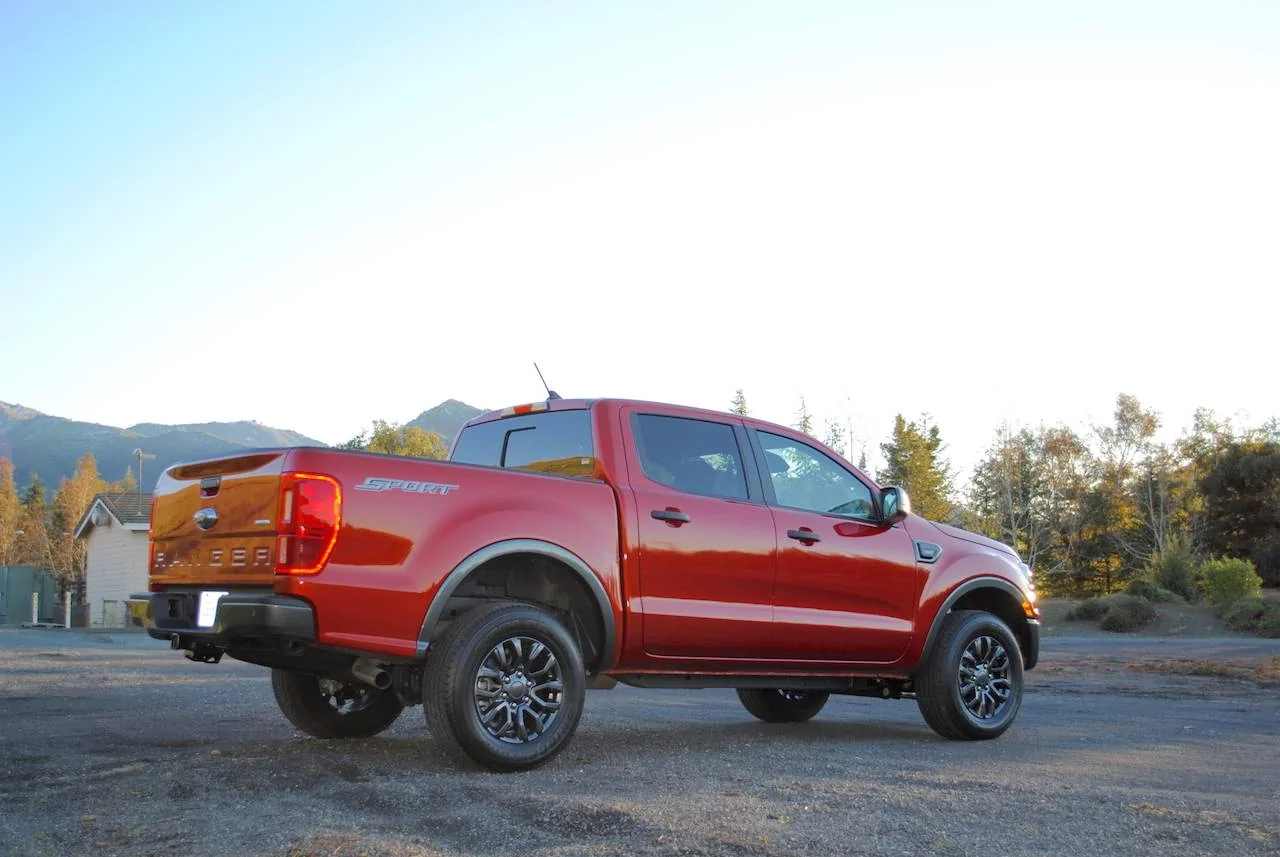 Ford Ranger HOT PEPPER RED Ranger Club Thread 2019-Ford-Ranger-XLT-review-photos-AutoNation-006
