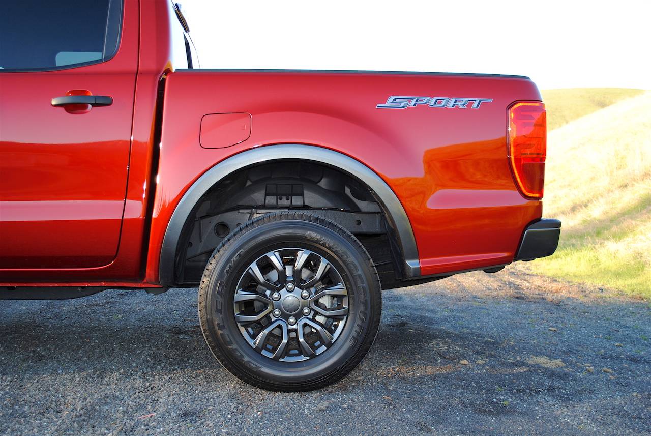 Ford Ranger HOT PEPPER RED Ranger Club Thread 2019-Ford-Ranger-XLT-review-photos-AutoNation-013