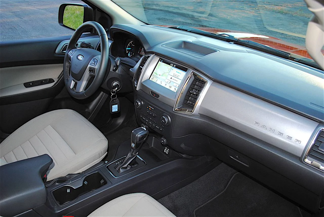 Ford Ranger Medium Stone Fabric Cloth Interior 2019-Ford-Ranger-XLT-review-photos-AutoNation-038