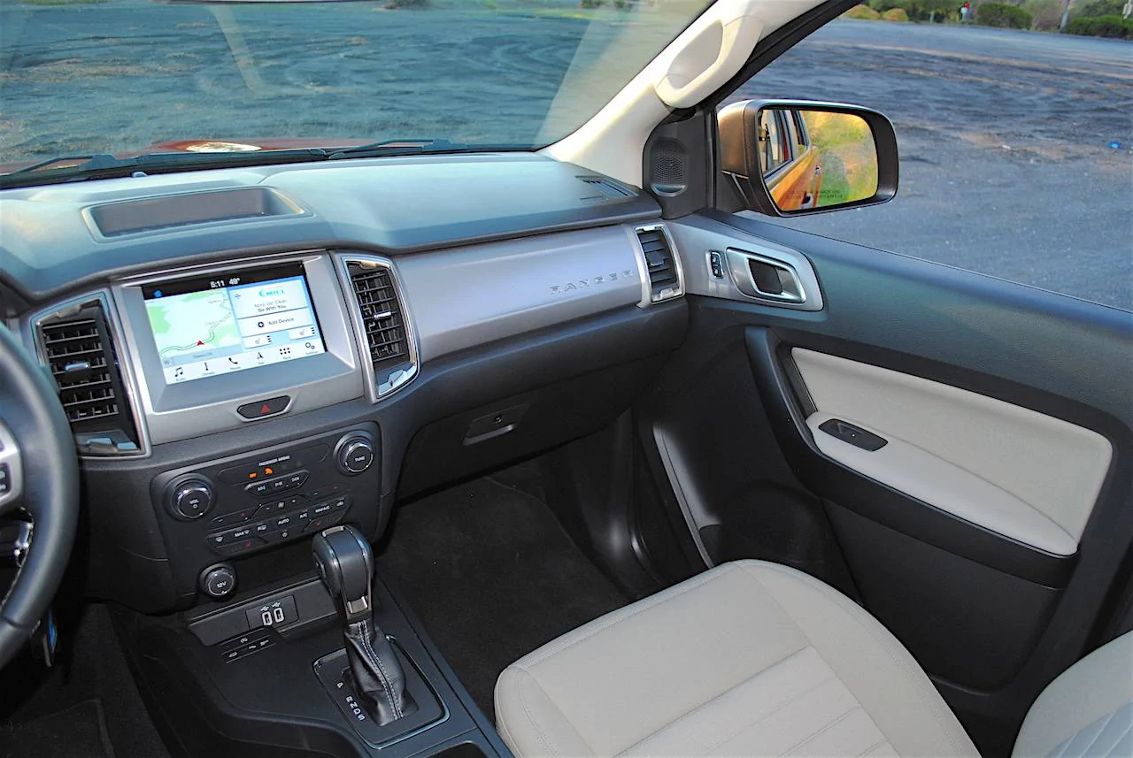 Ford Ranger Medium Stone Fabric Cloth Interior 2019-Ford-Ranger-XLT-review-photos-AutoNation-041