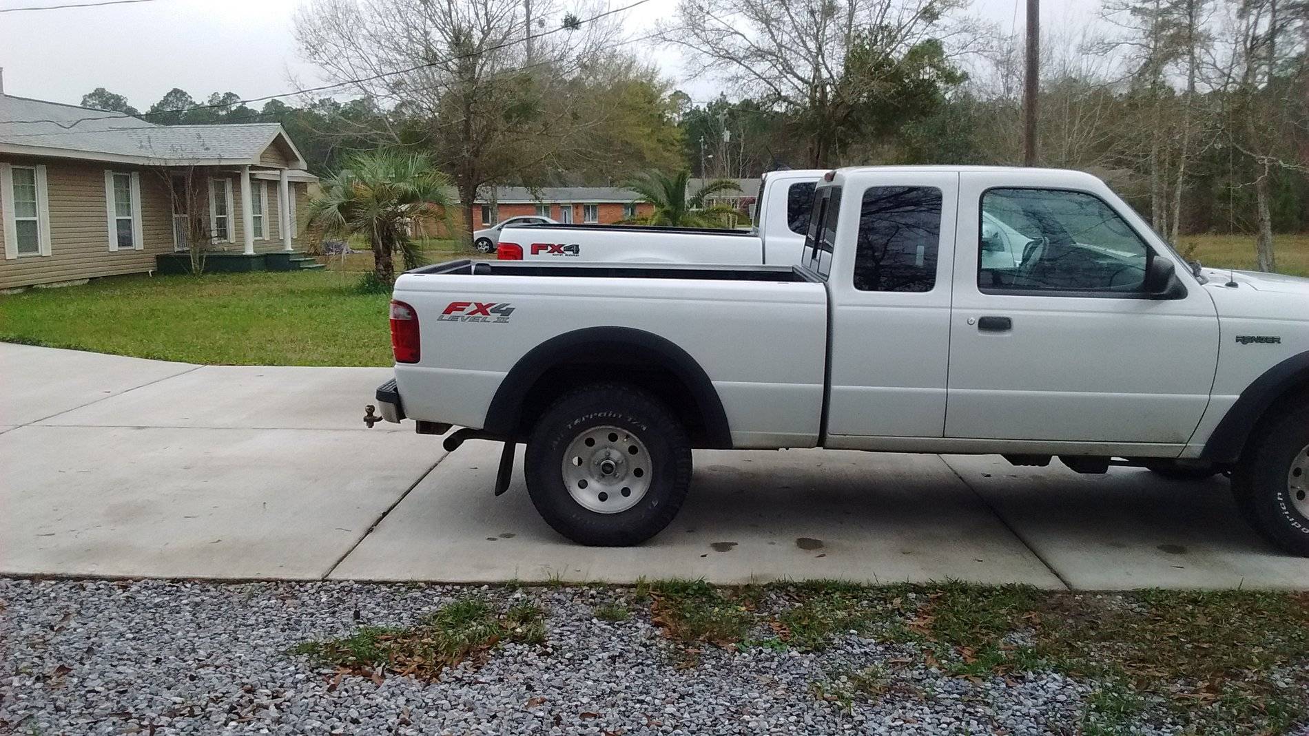 Ford Ranger SupercabS New vs old size comparison 1551371403599-1549369245