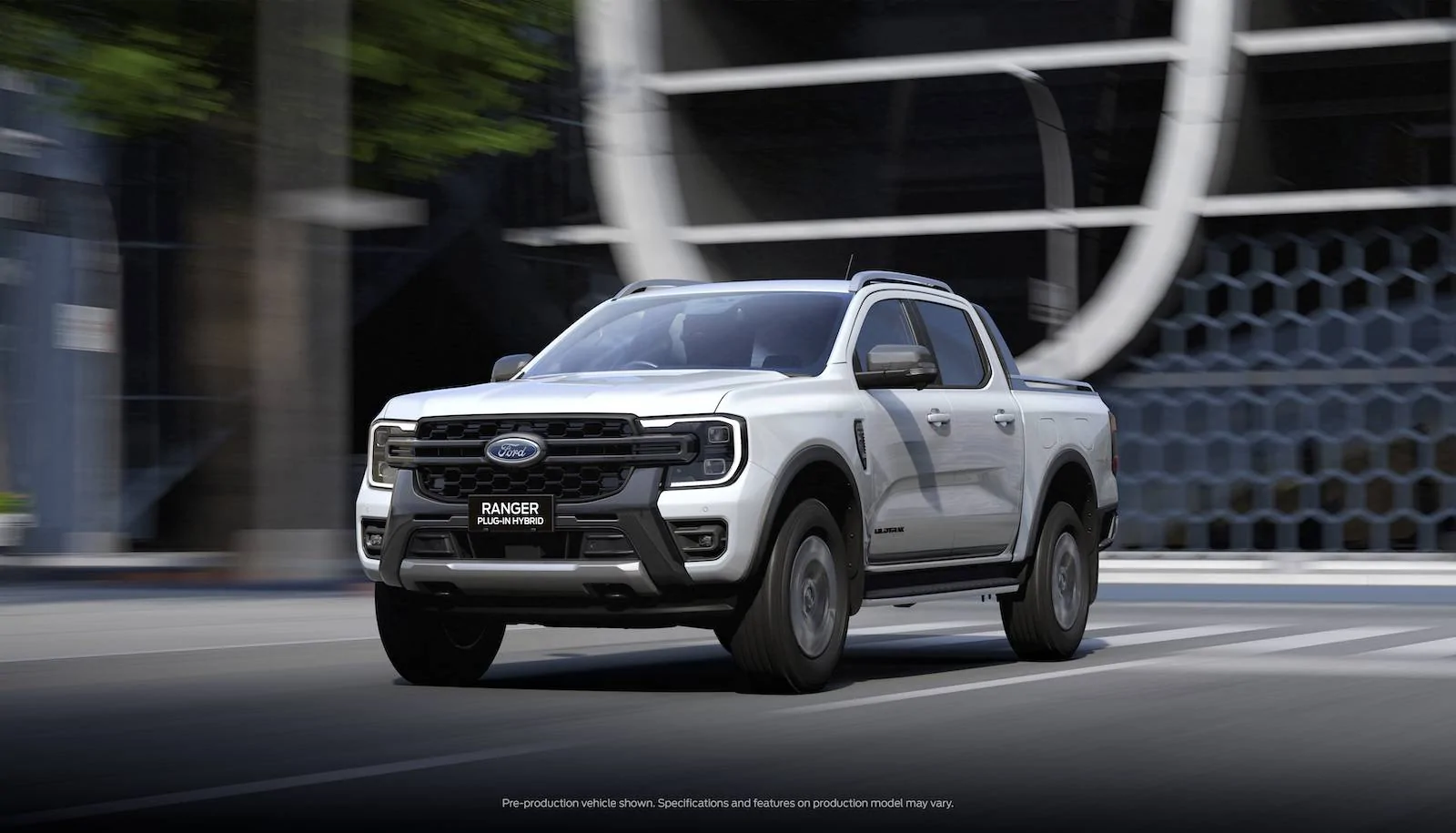 Ford Ranger 2025 Ranger PHEV Hybrid Revealed w/ Pro Power Onboard, 28 Miles Range, Arriving Early 2025 (Europe/AUS) P703_23-PHEV City Driving RHD