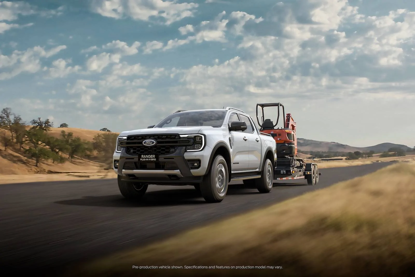 Ford Ranger 2025 Ranger PHEV Hybrid Revealed w/ Pro Power Onboard, 28 Miles Range, Arriving Early 2025 (Europe/AUS) Ranger PHEV_AU - Towing Road Hero