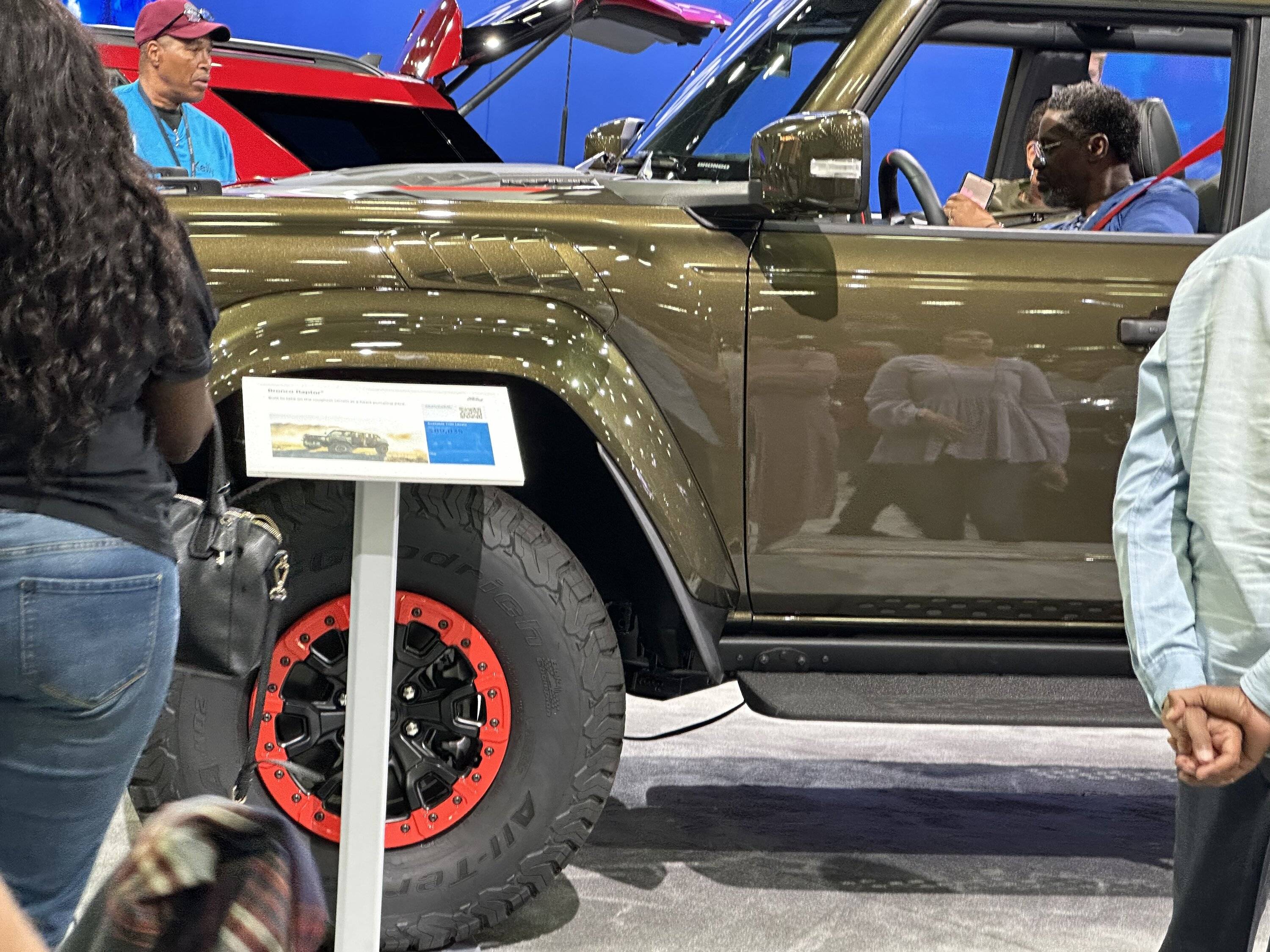 Ford Ranger 2024 Ranger Raptor is 110% worth the money... my impressions from impromptu visit to Detroit Autoshow 7523BF0D-3014-4DB1-A051-454F4F1E2621