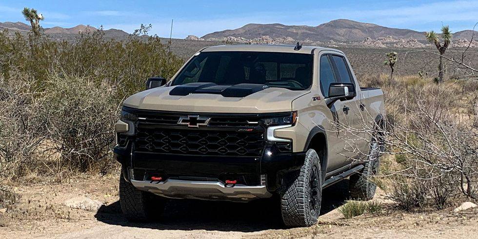 Ford Ranger 2024 Ranger Raptor vs Lariat chevy-silverado-zr2-lead-1649777195